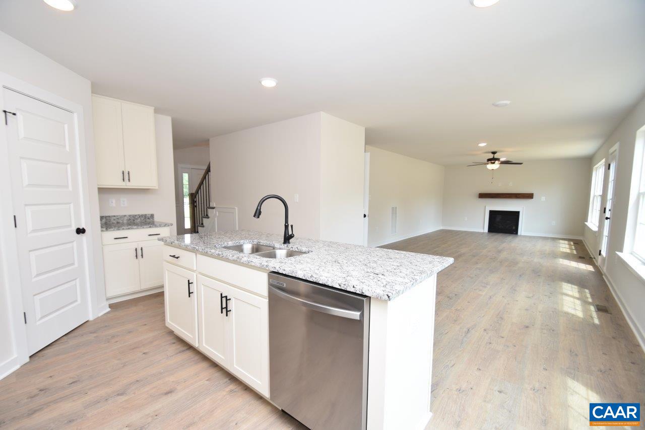 1196 MATTHEW MILL RD