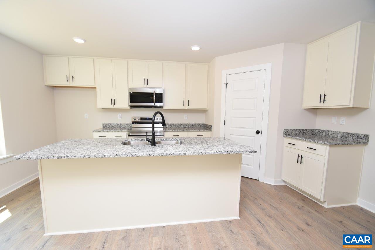 1196 MATTHEW MILL RD