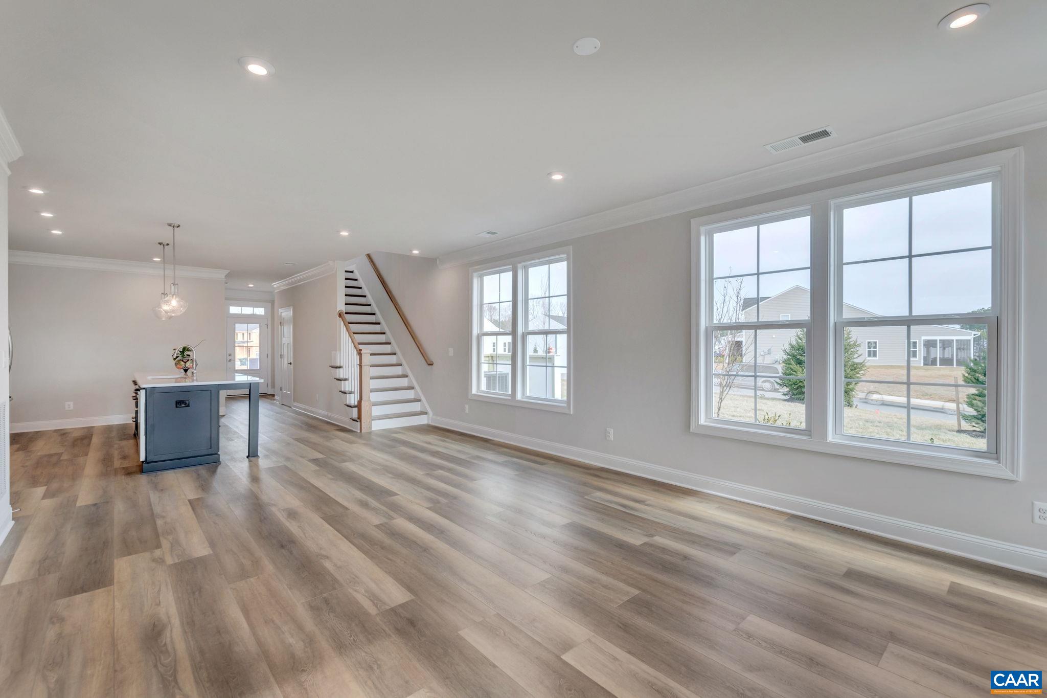 1313 LACONIA LN