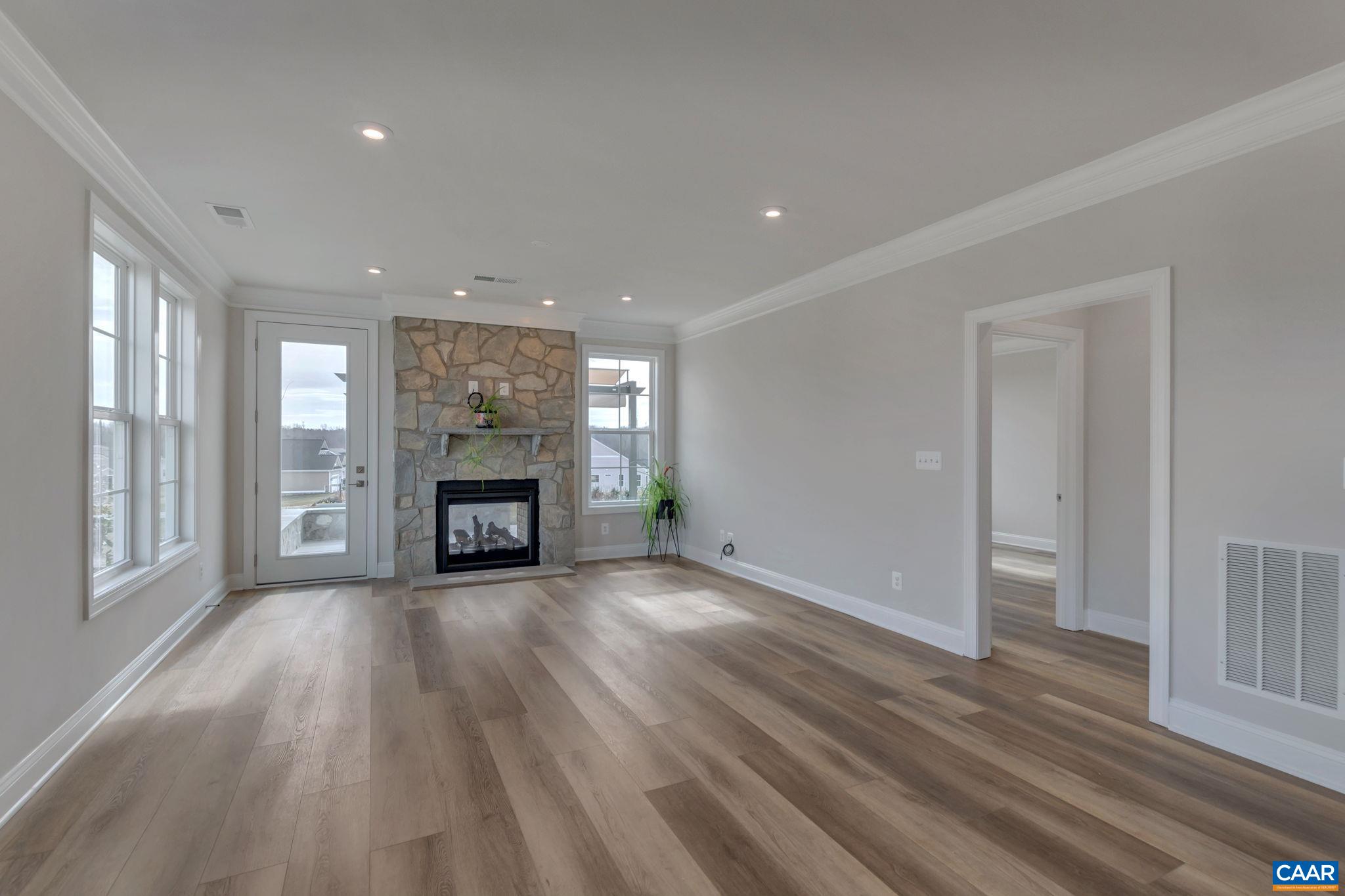 1313 LACONIA LN