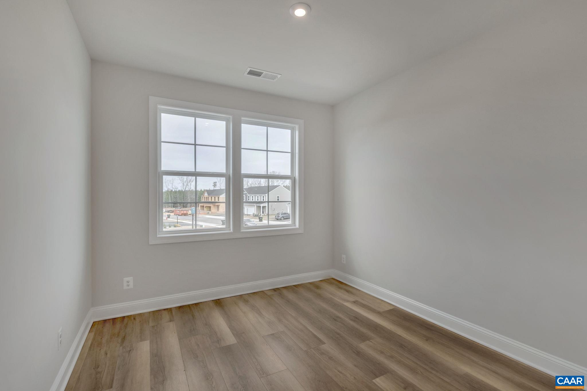 1313 LACONIA LN