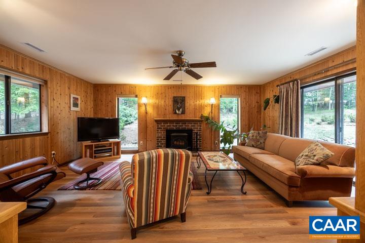 4365 BEAVER CREEK RD