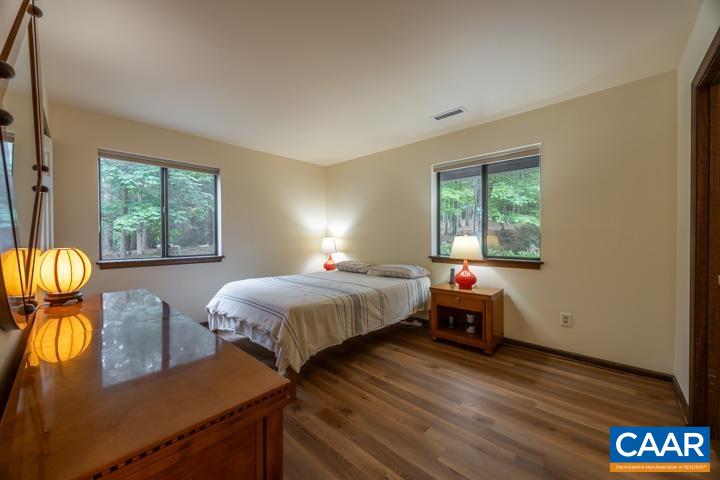 4365 BEAVER CREEK RD