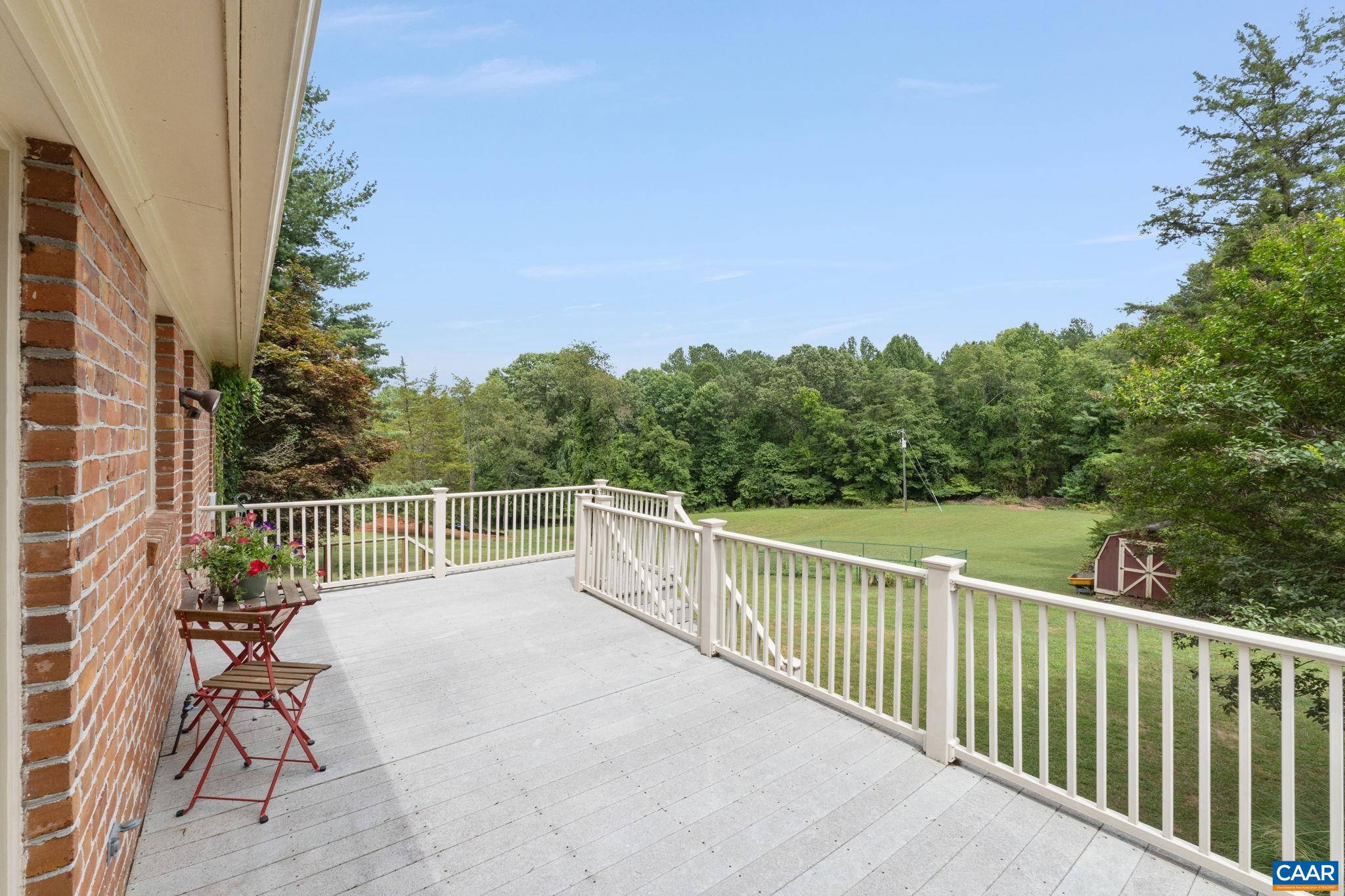 2221 POLO GROUNDS RD