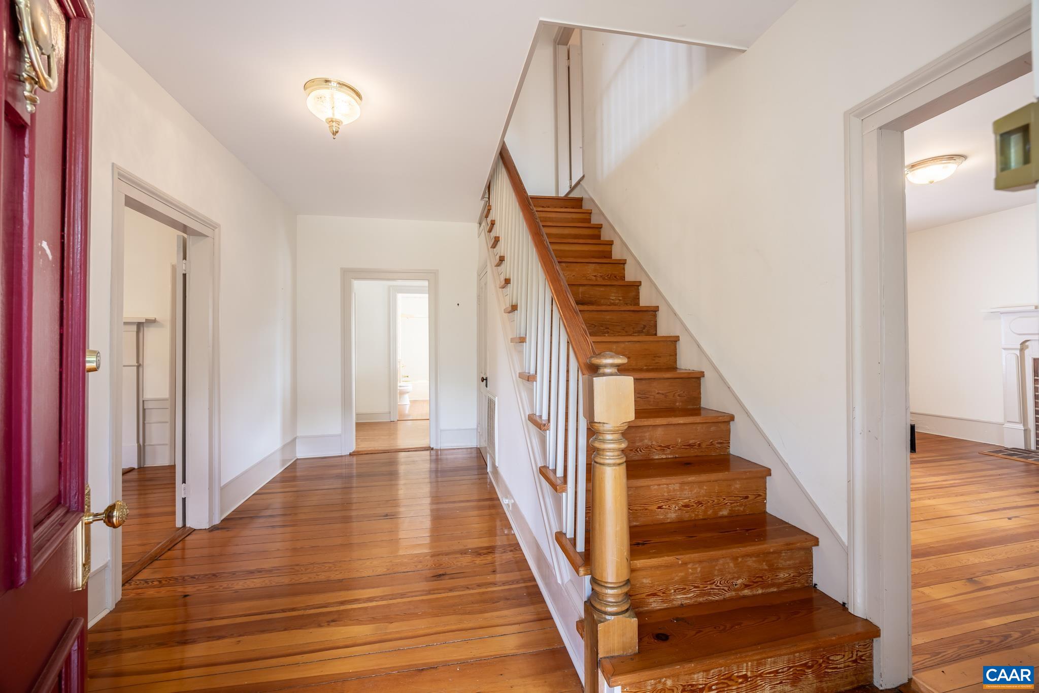 2072 EAST BRANCH LOOP