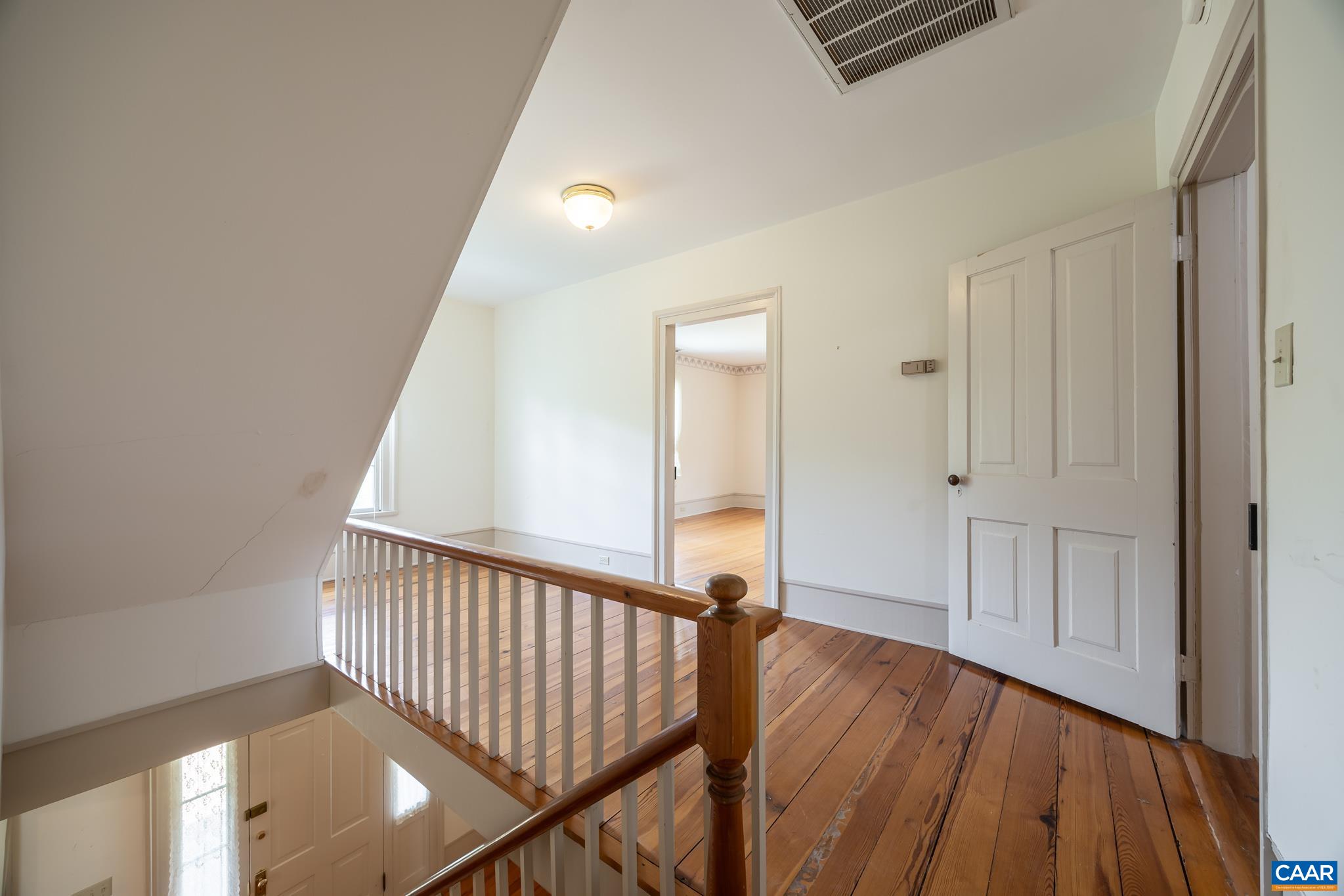 2072 EAST BRANCH LOOP