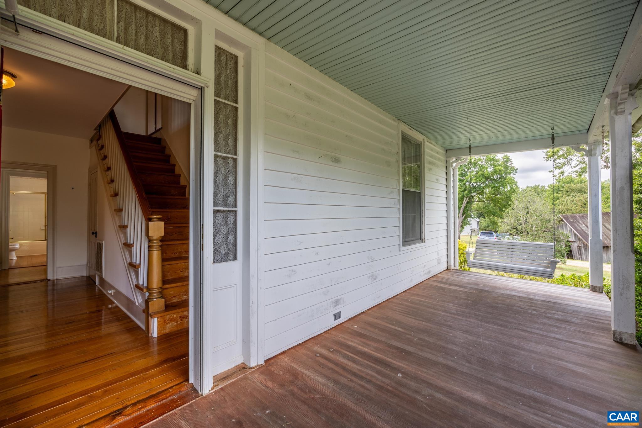 2072 EAST BRANCH LOOP