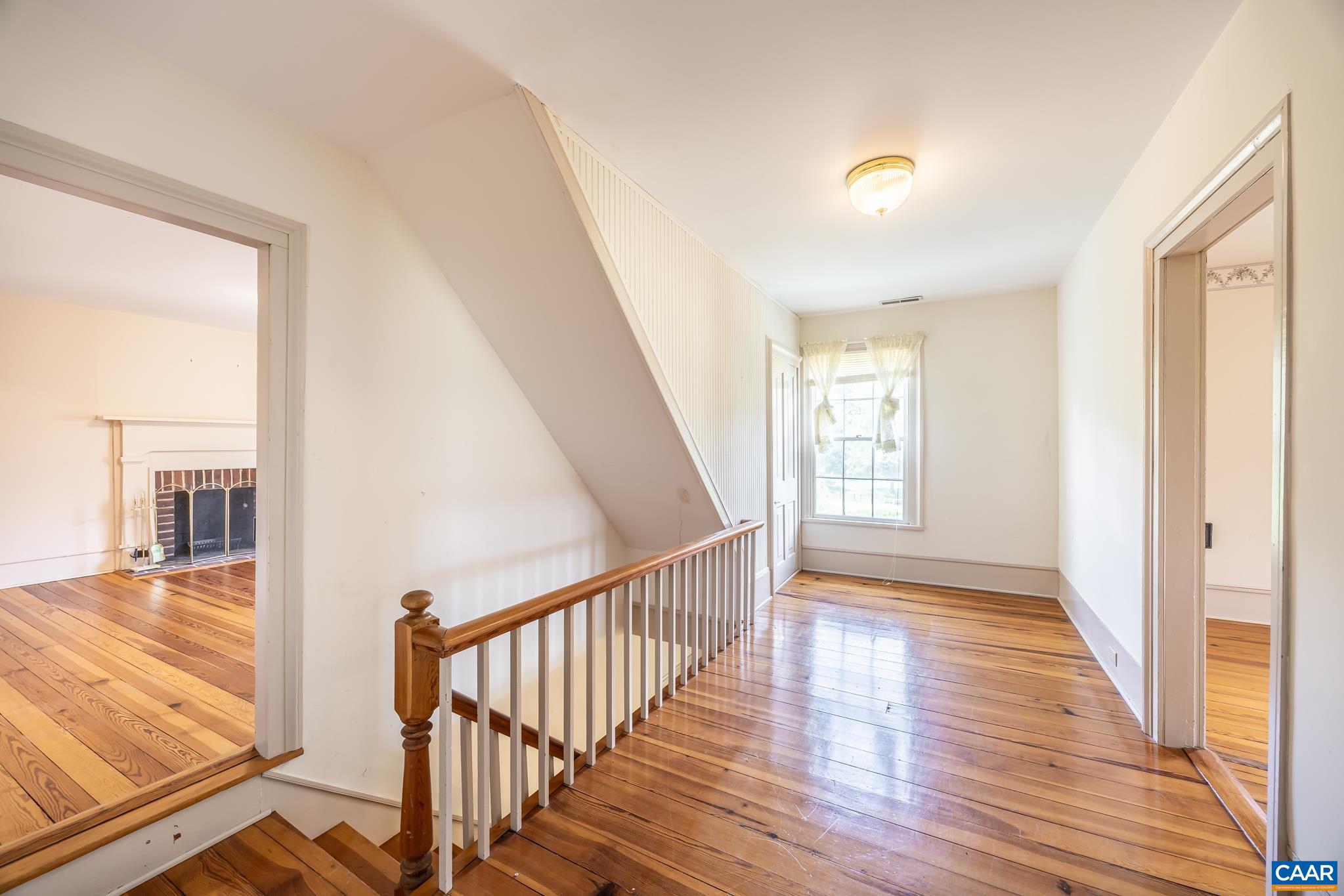 2072 EAST BRANCH LOOP