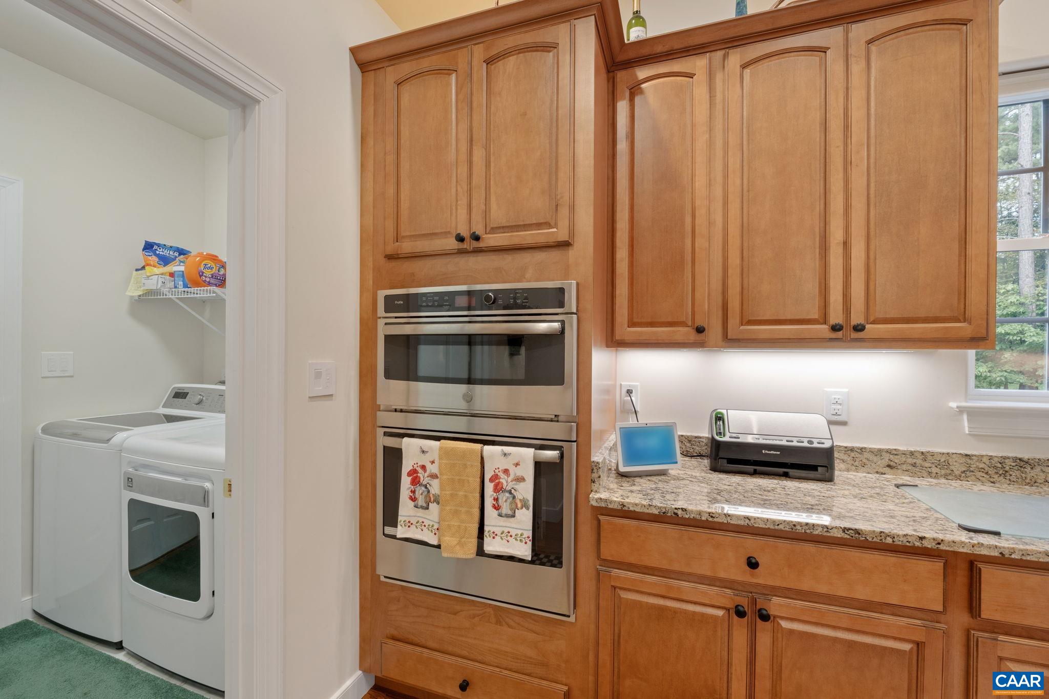 6 ENGLEWOOD DR