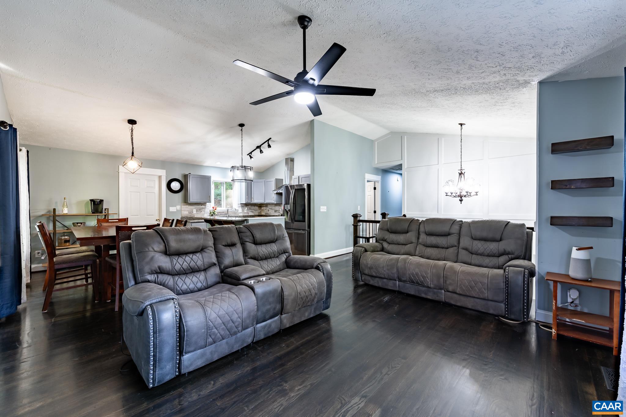 35 BROUGHAM RD