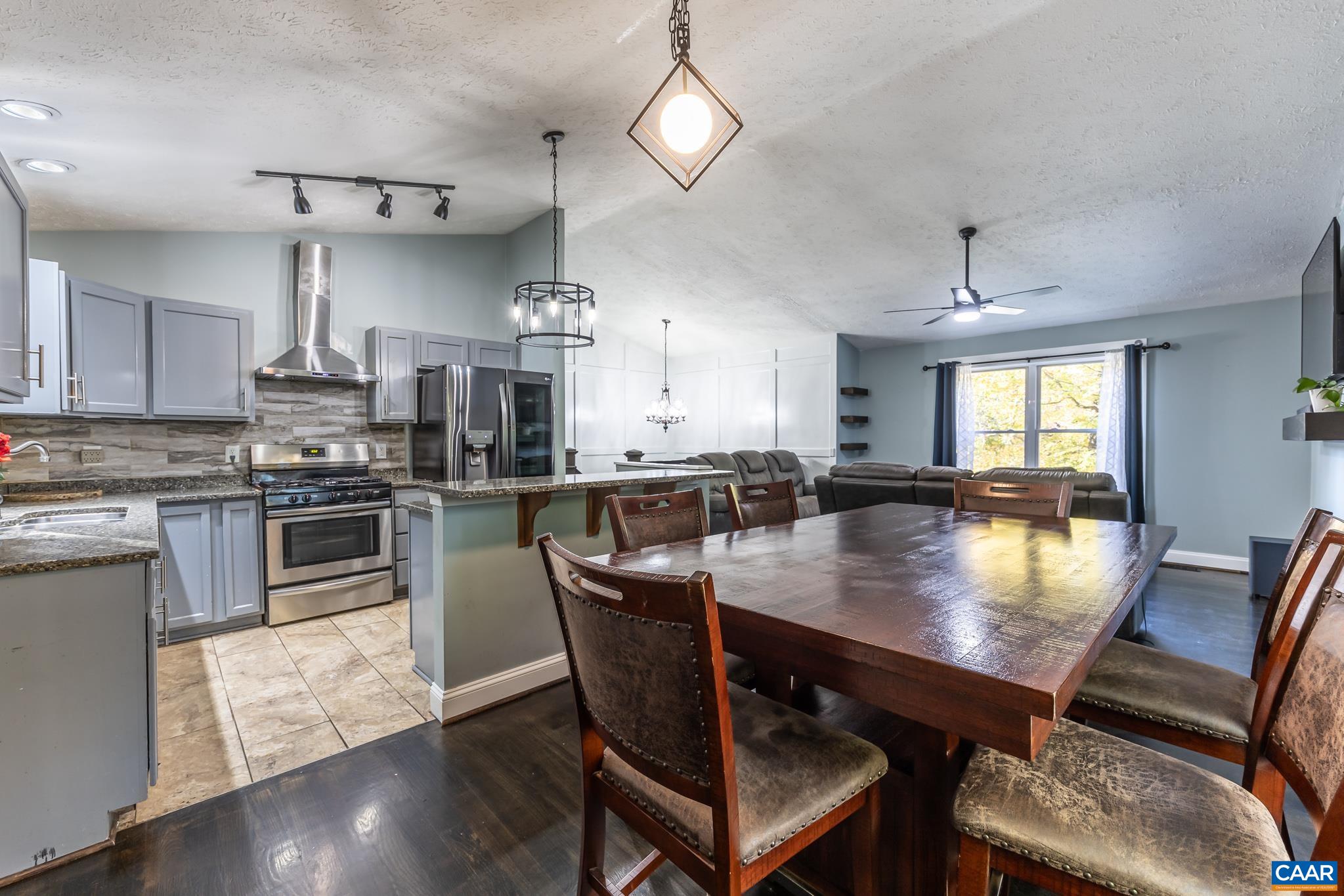 35 BROUGHAM RD