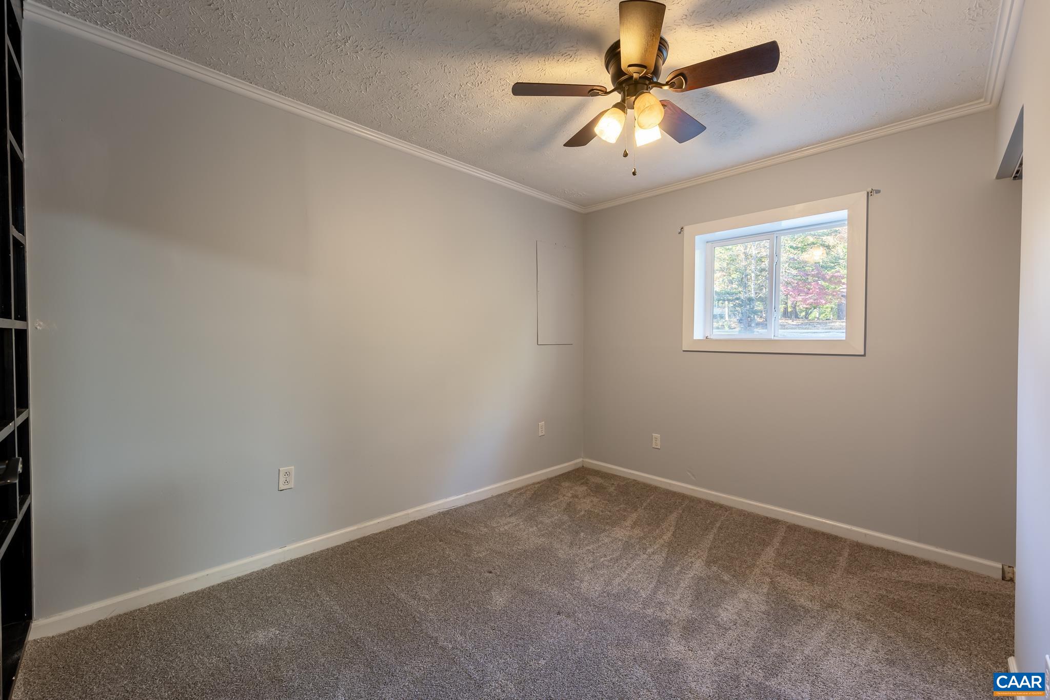 35 BROUGHAM RD