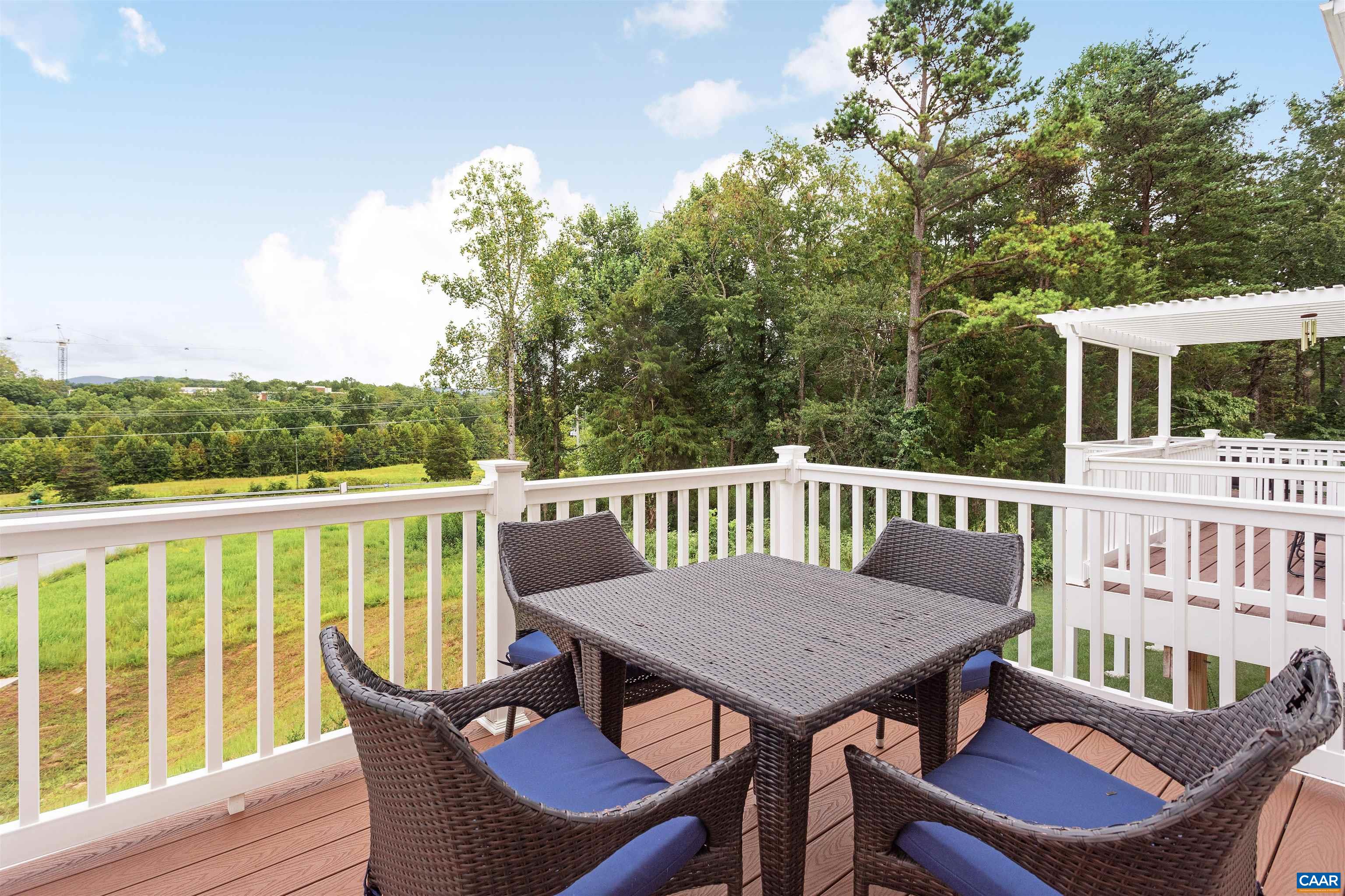 2111 ELM TREE CT