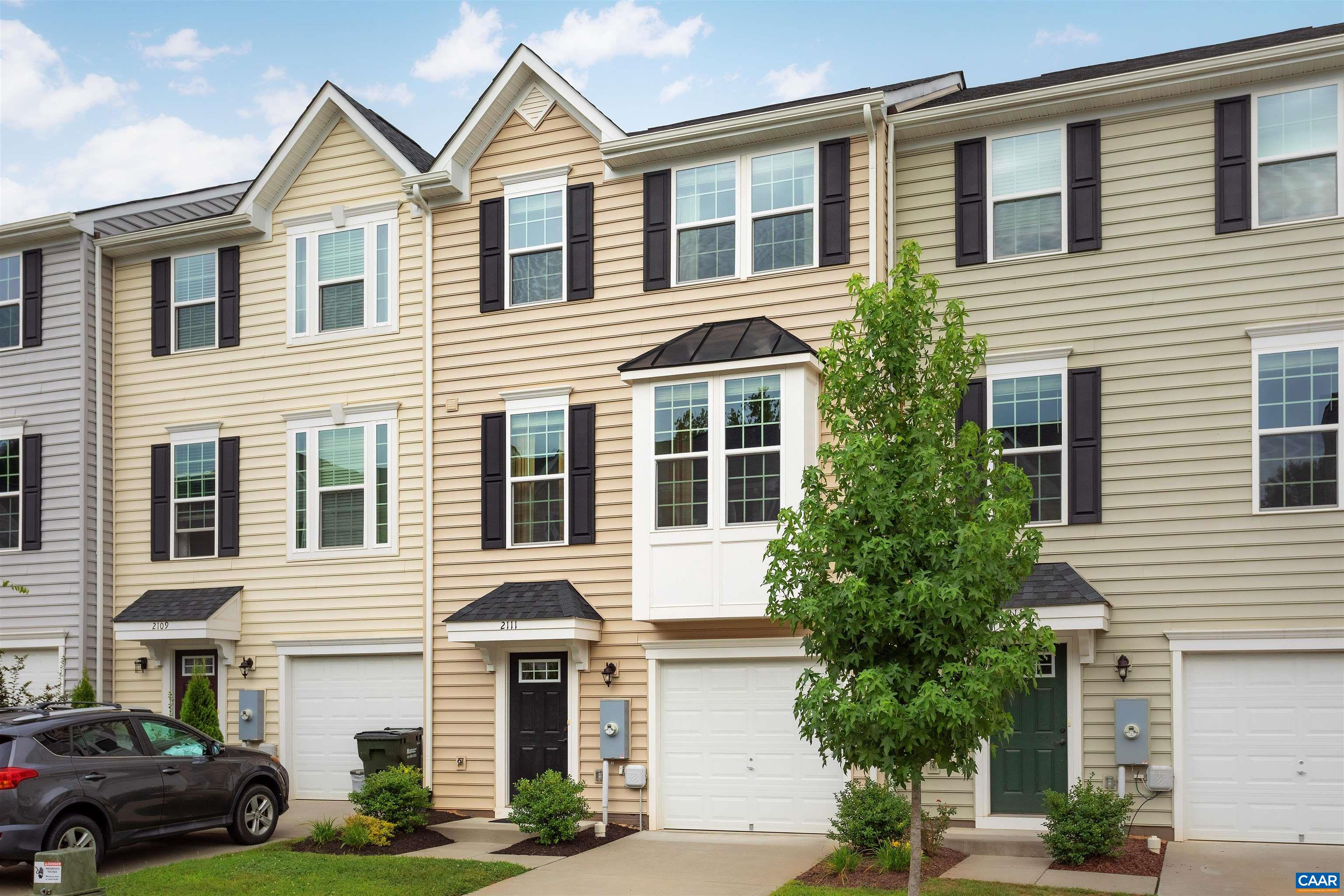 2111 ELM TREE CT