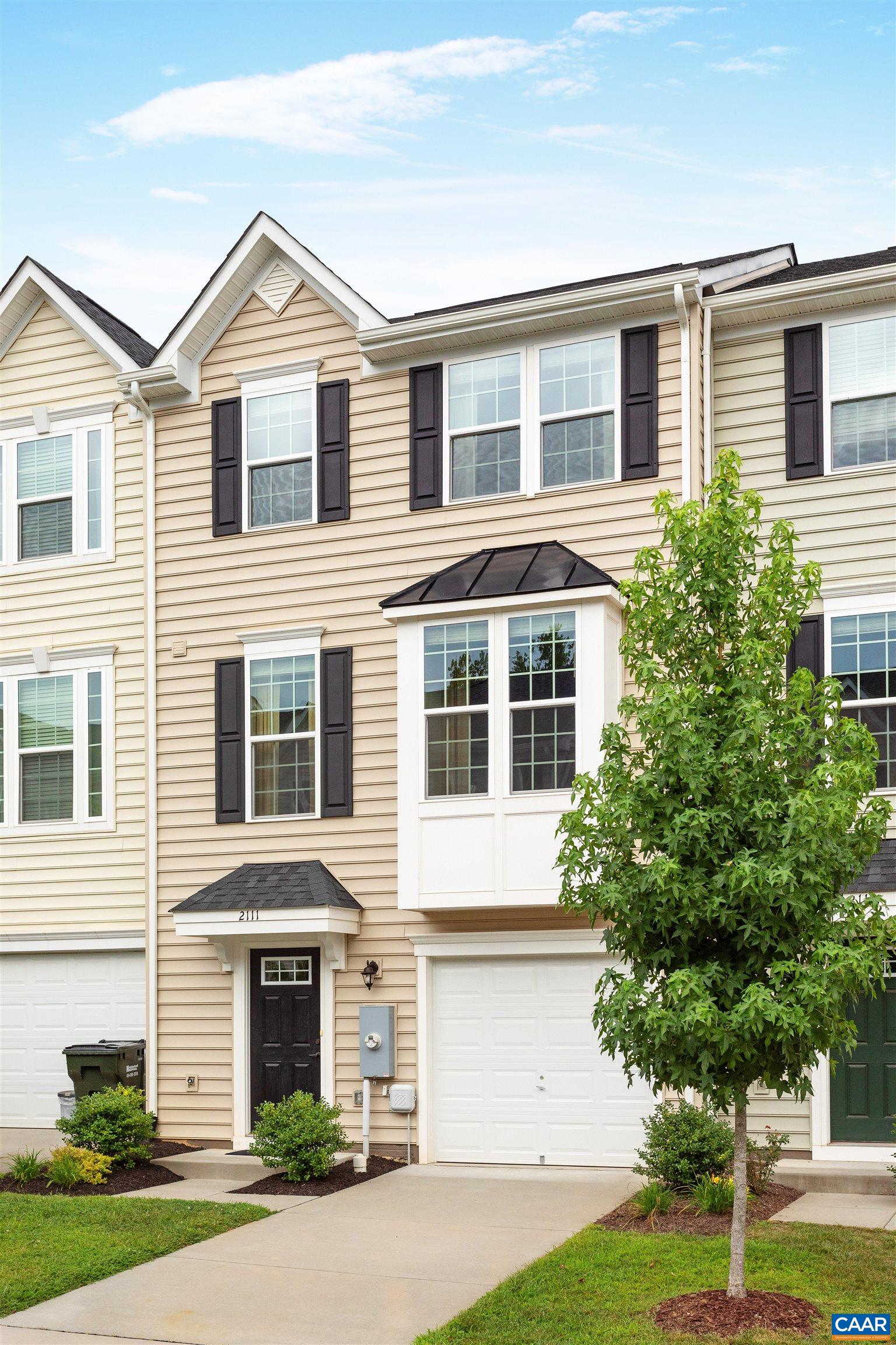 2111 ELM TREE CT