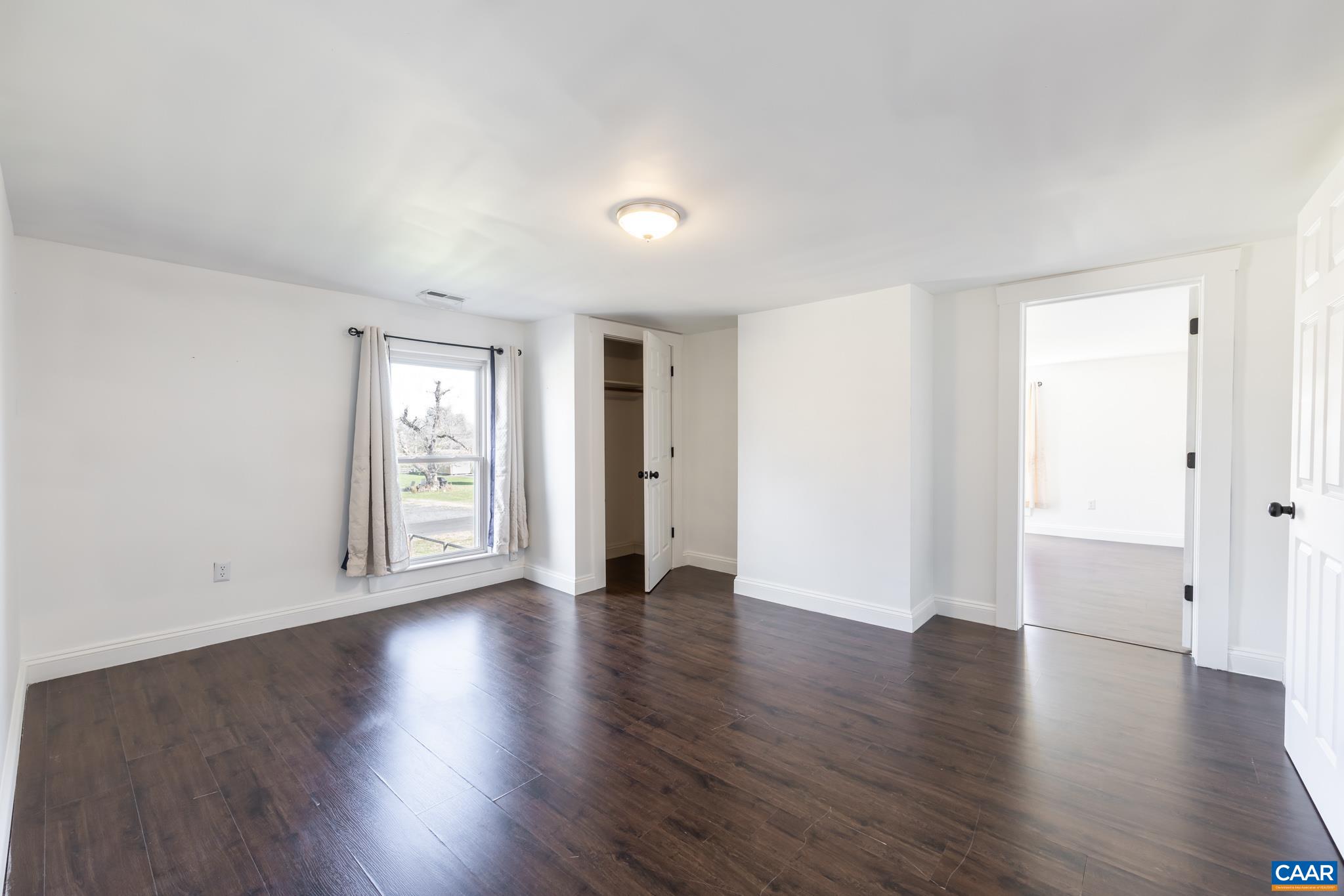 19007 RD