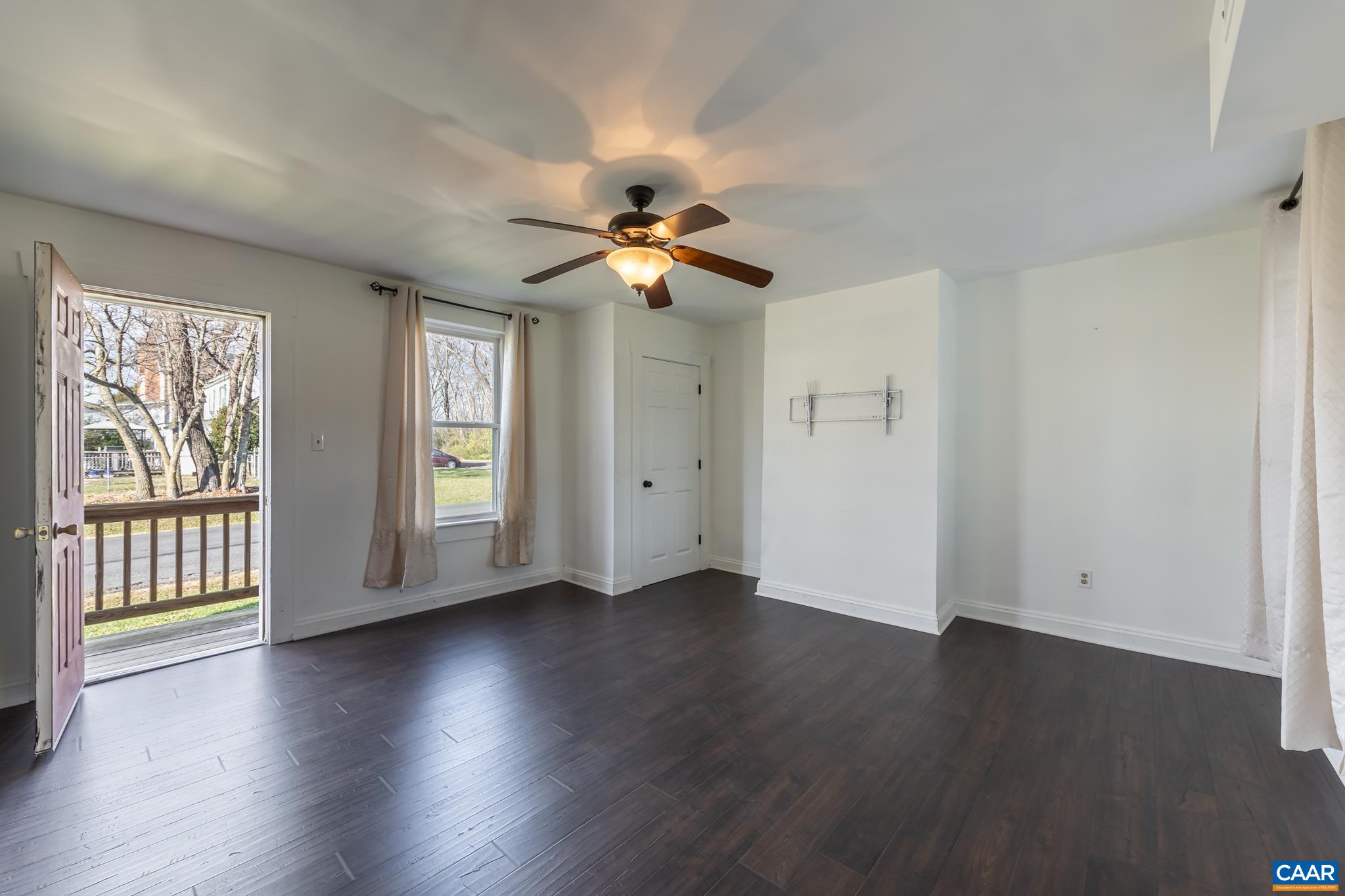 19007 RD