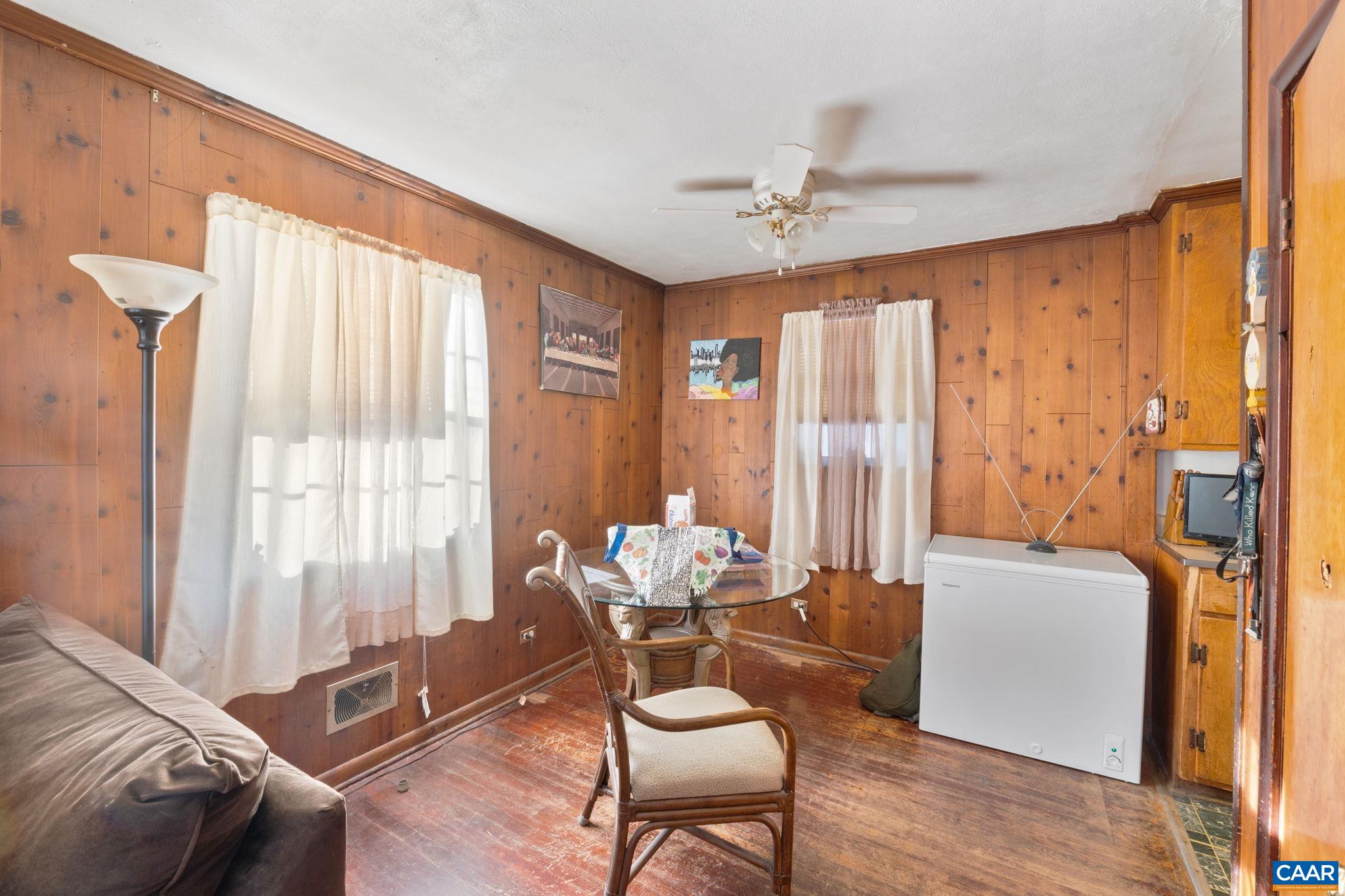 2301 N NORTH BERKSHIRE RD Unit: A and B