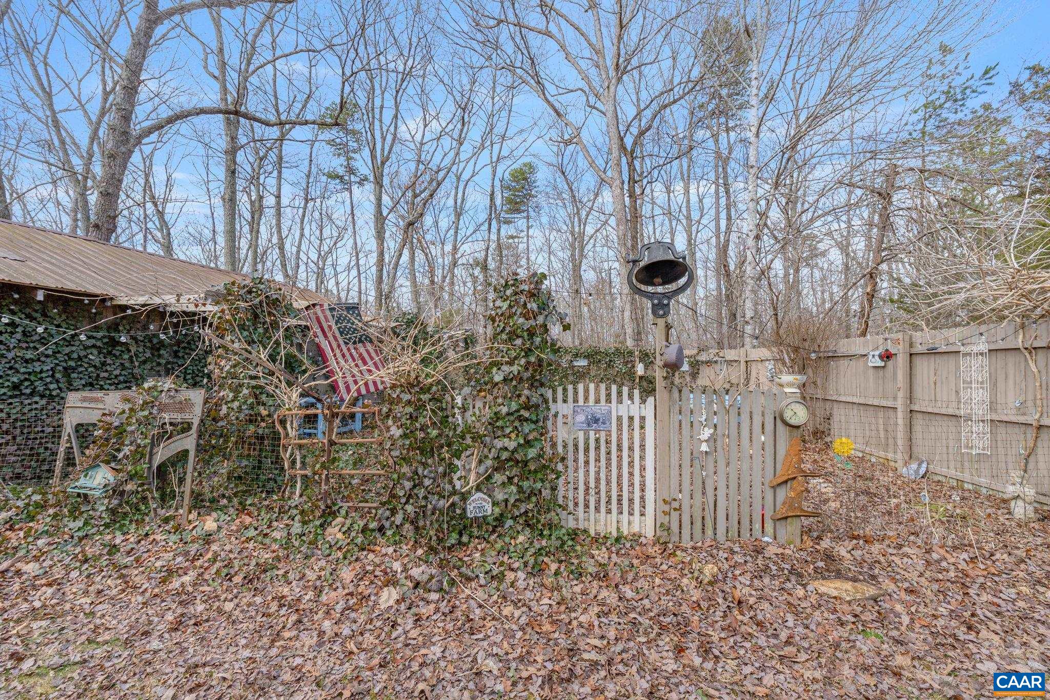 2062 RURITAN LAKE RD