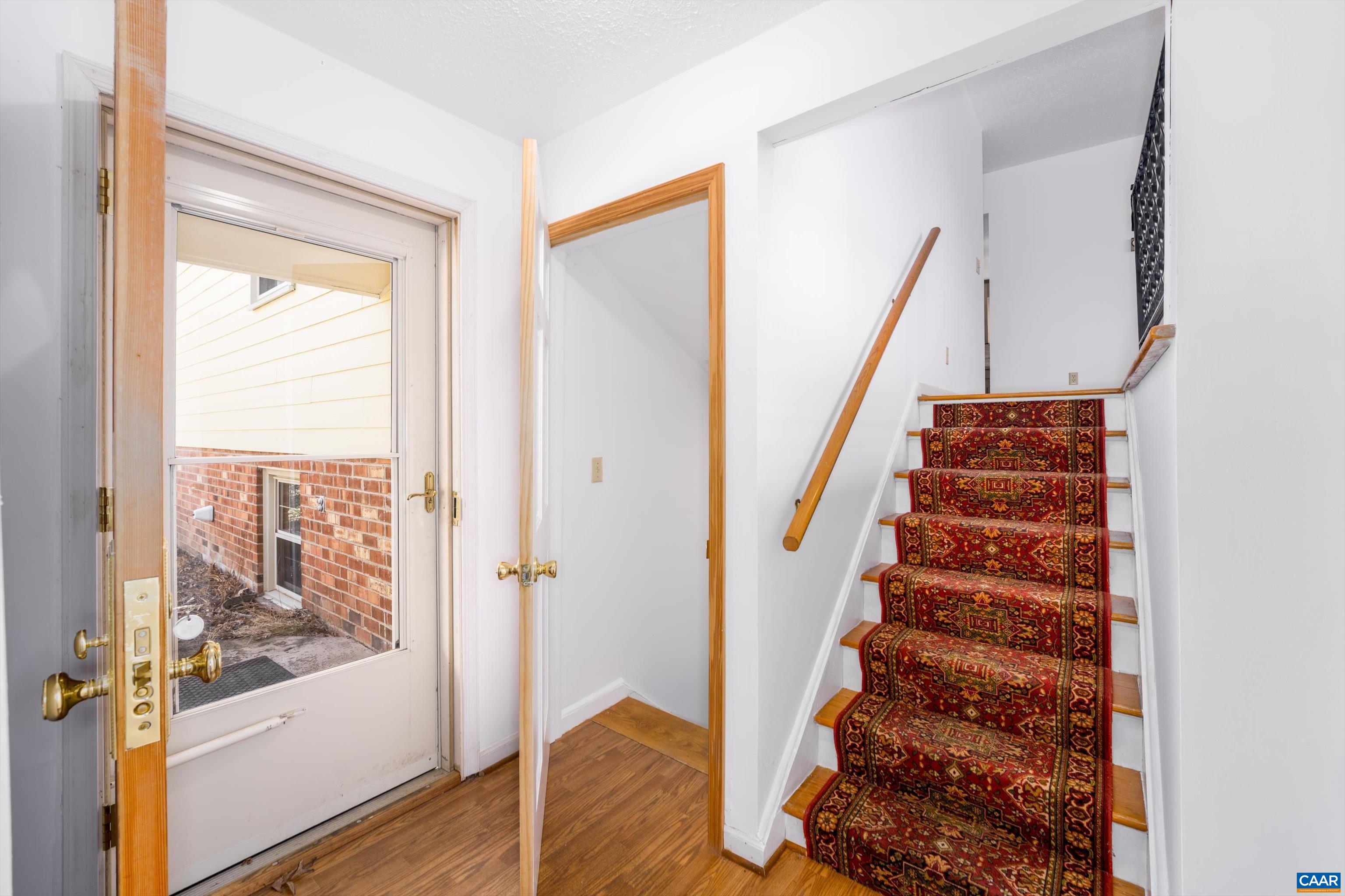 2296 THOMAS JEFFERSON PKWY