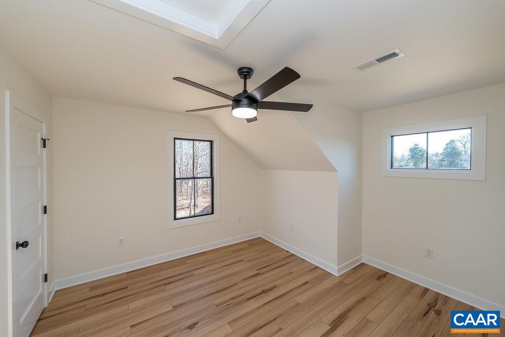 Lot 1 SPREADING OAK RD