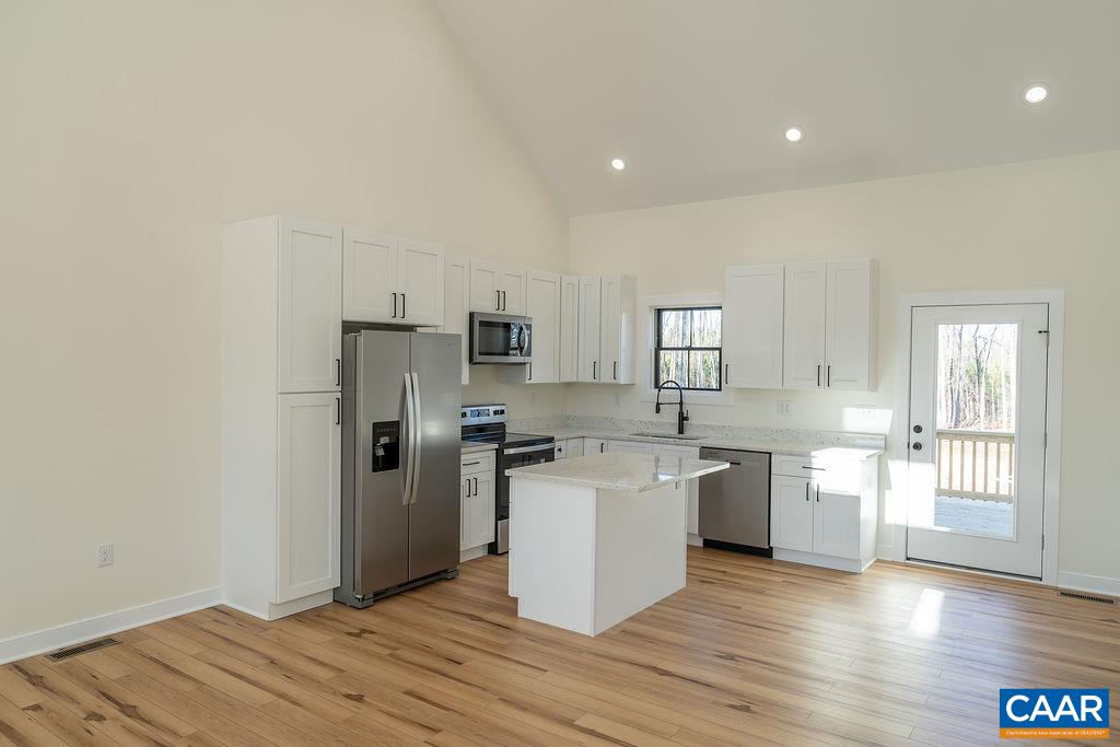 Lot 1 SPREADING OAK RD