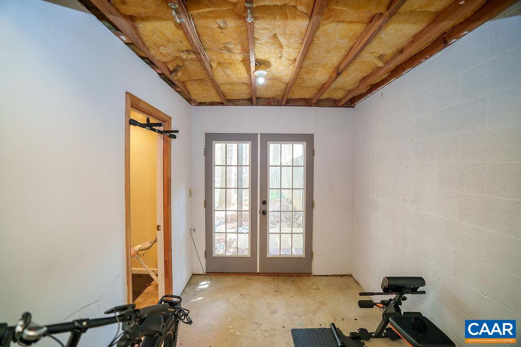 303 WESTFIELD RD