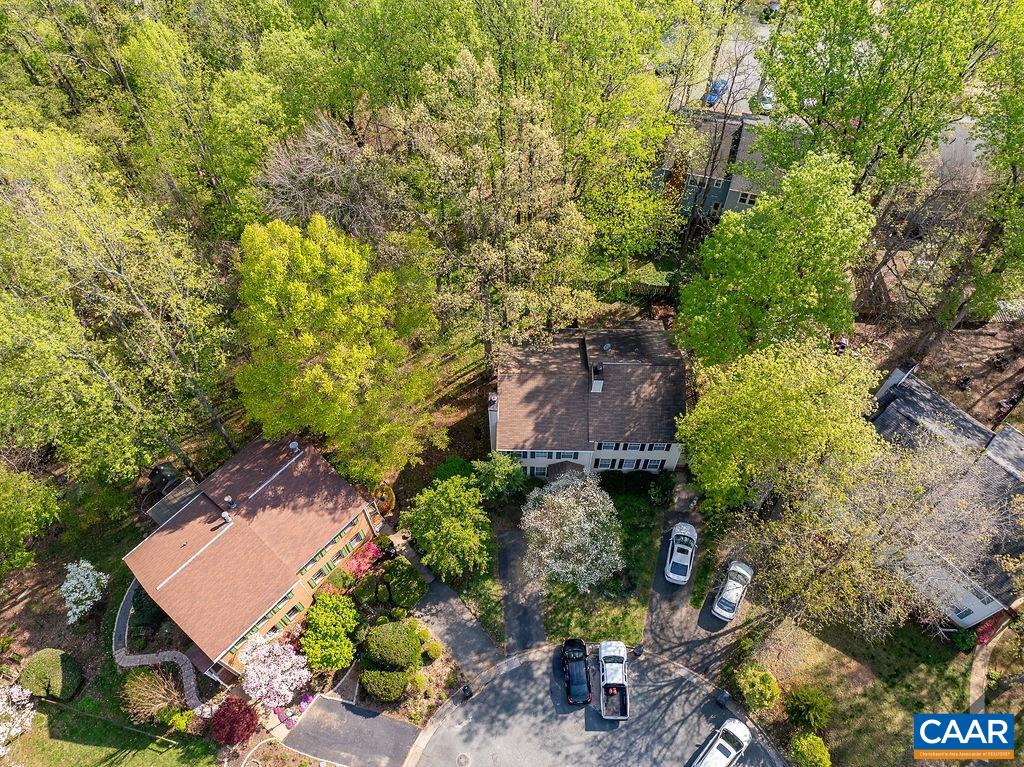 303 WESTFIELD RD
