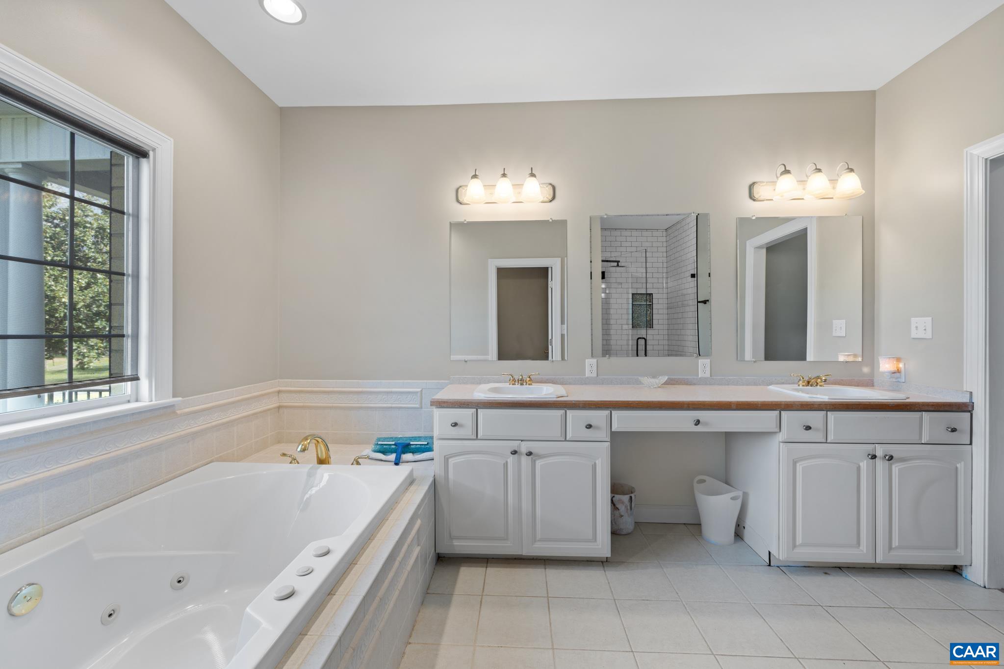 1972 SCLATERS FORD RD