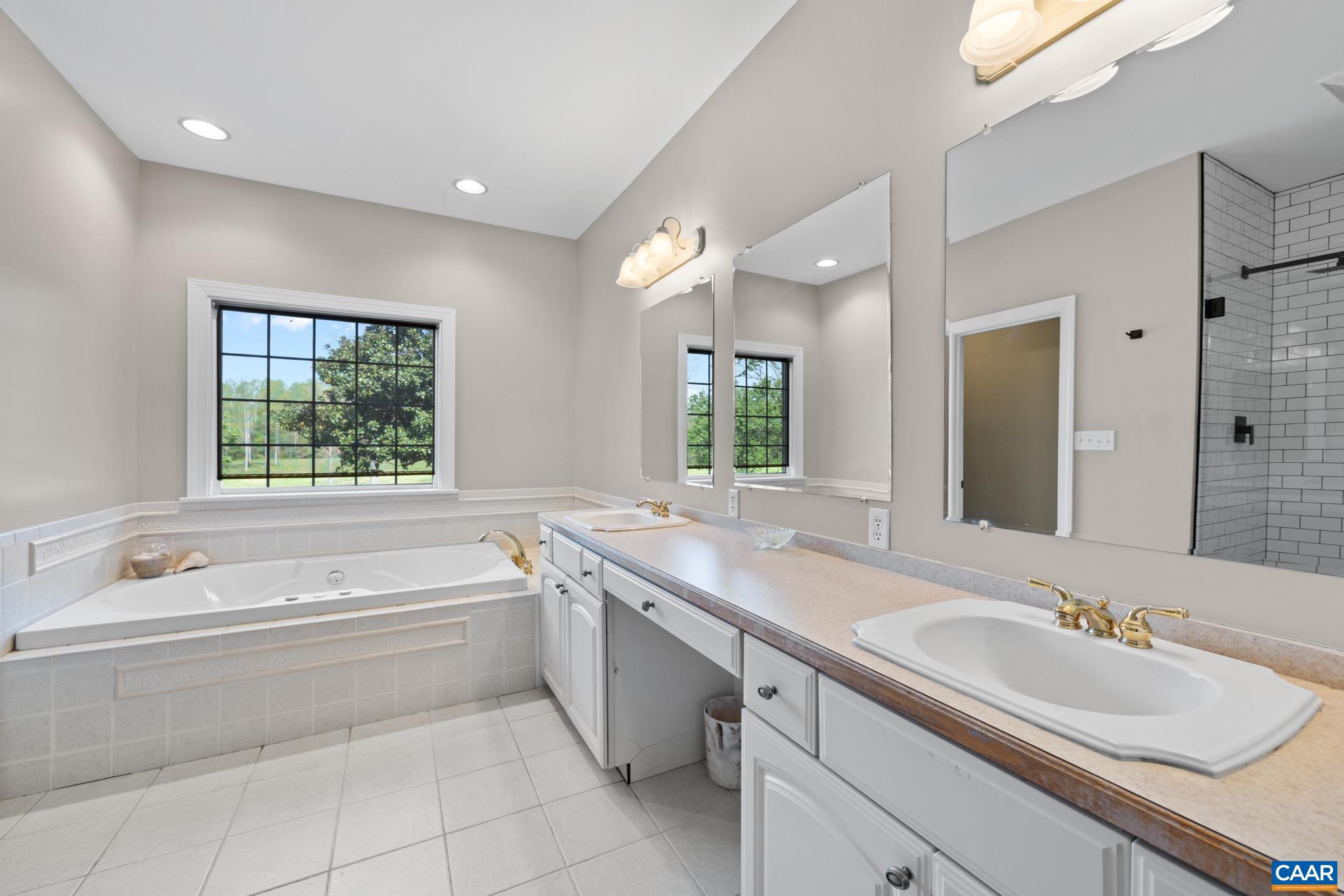 1972 SCLATERS FORD RD