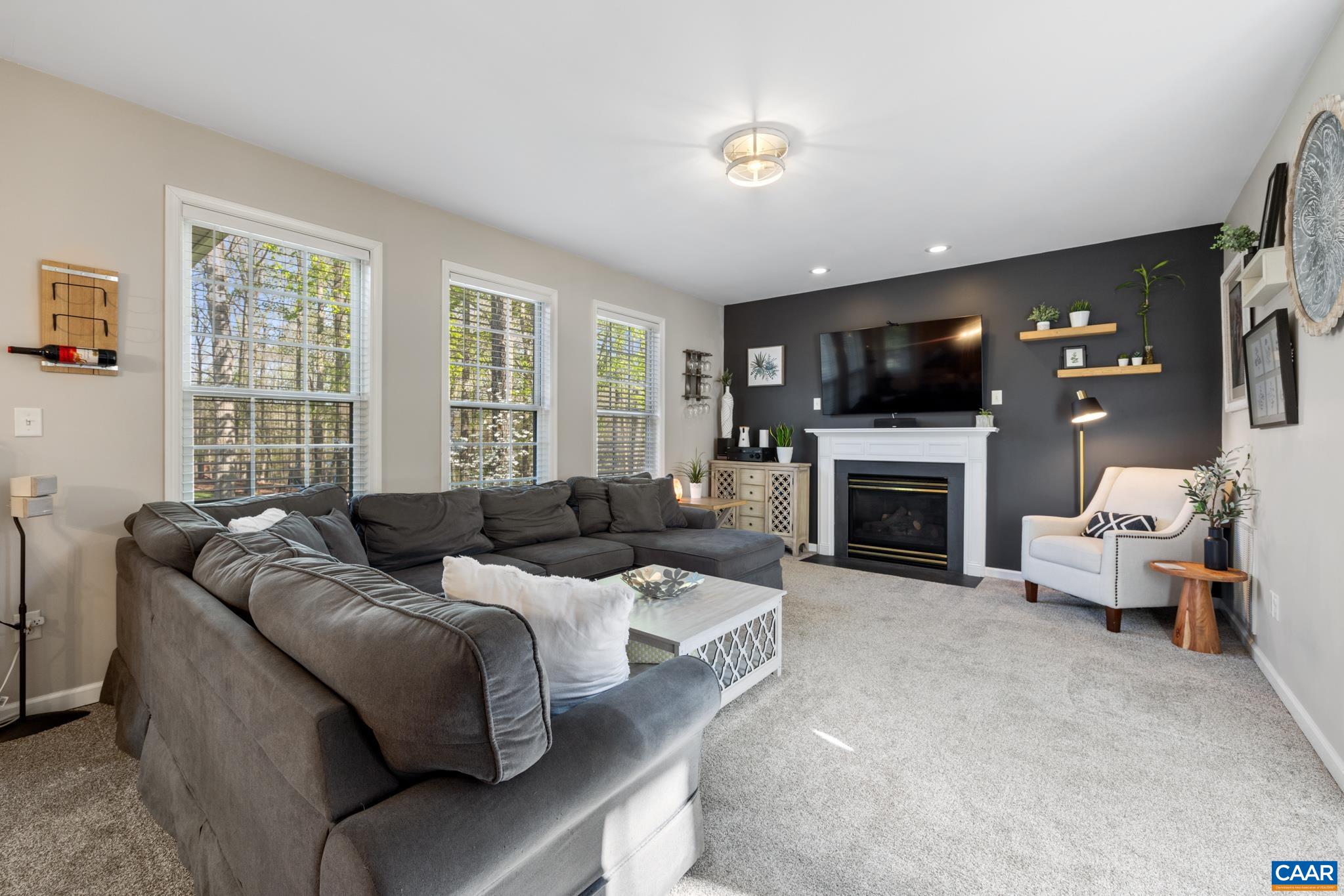 49 DOGLEG RD