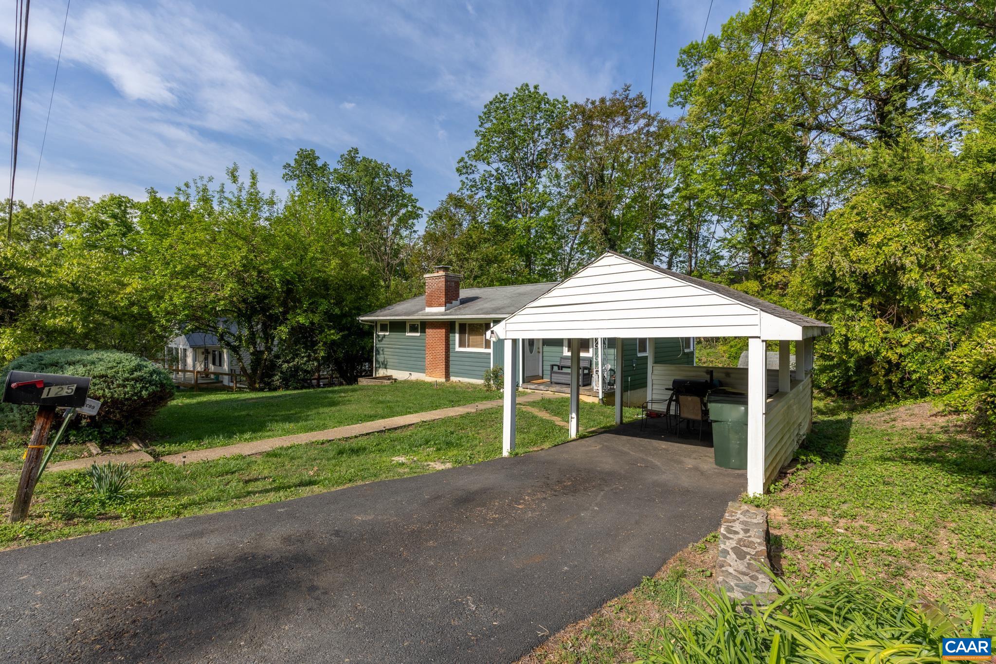 125 W PARK DR