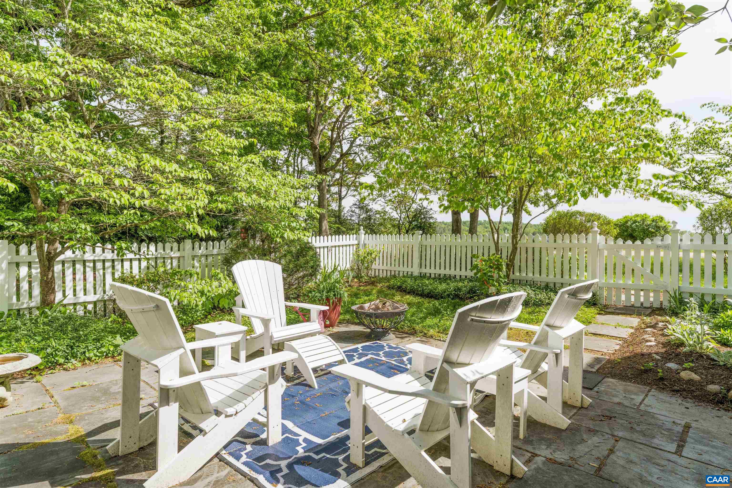 840 WELSH RUN RD