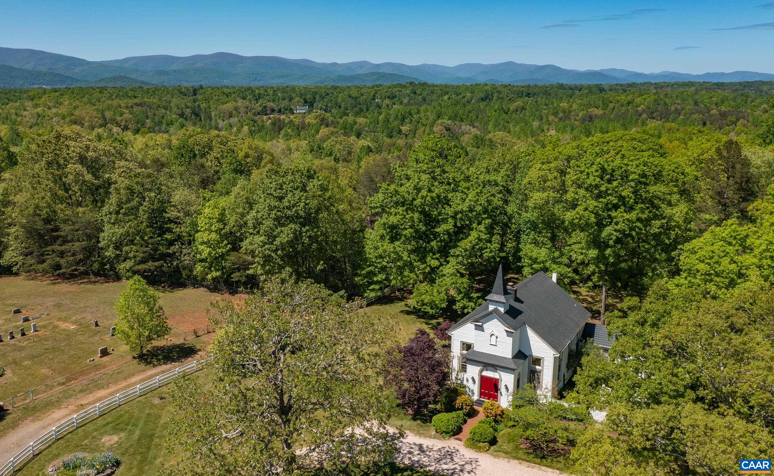 840 WELSH RUN RD