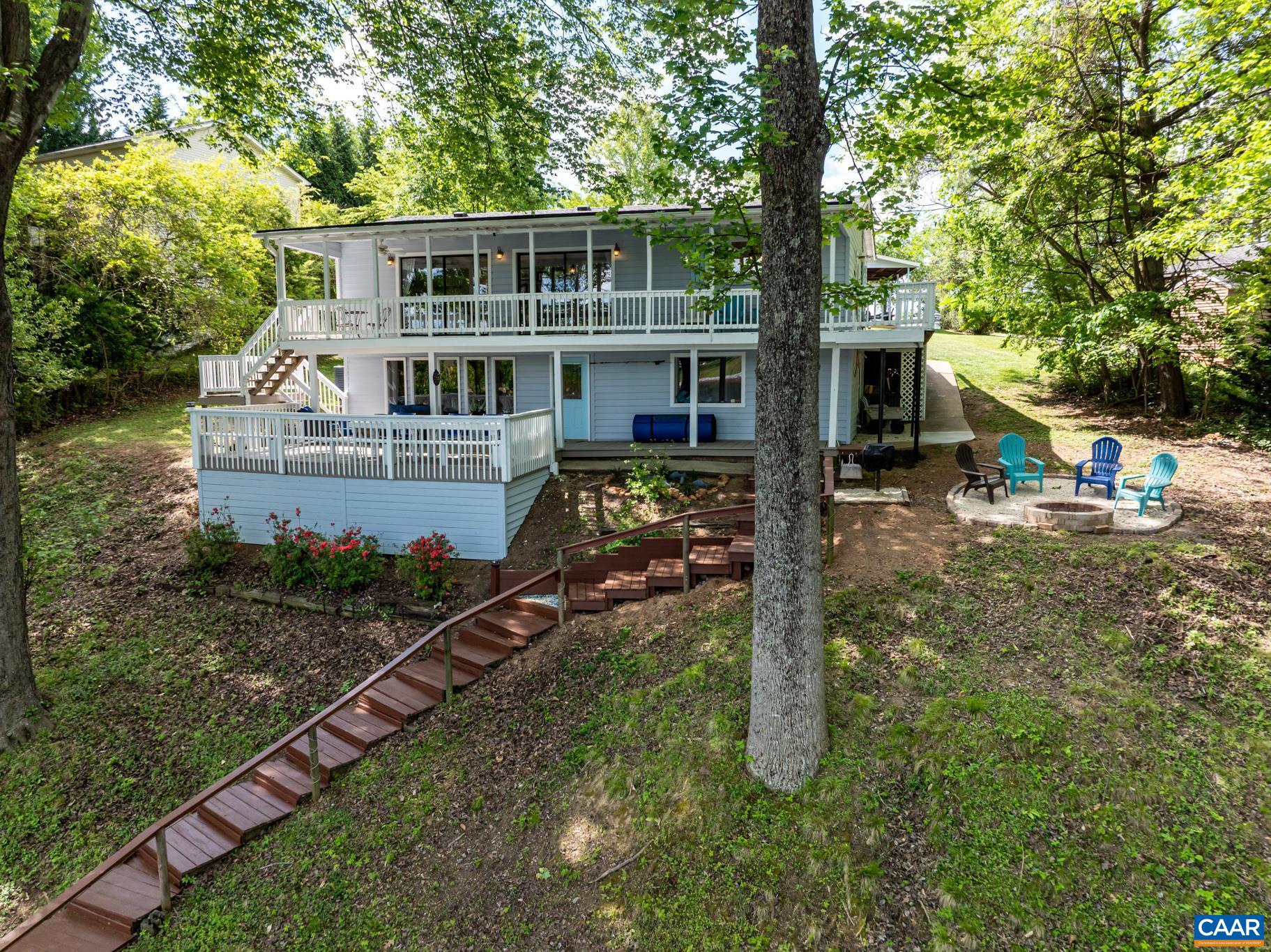 127 HEARTHSIDE ST