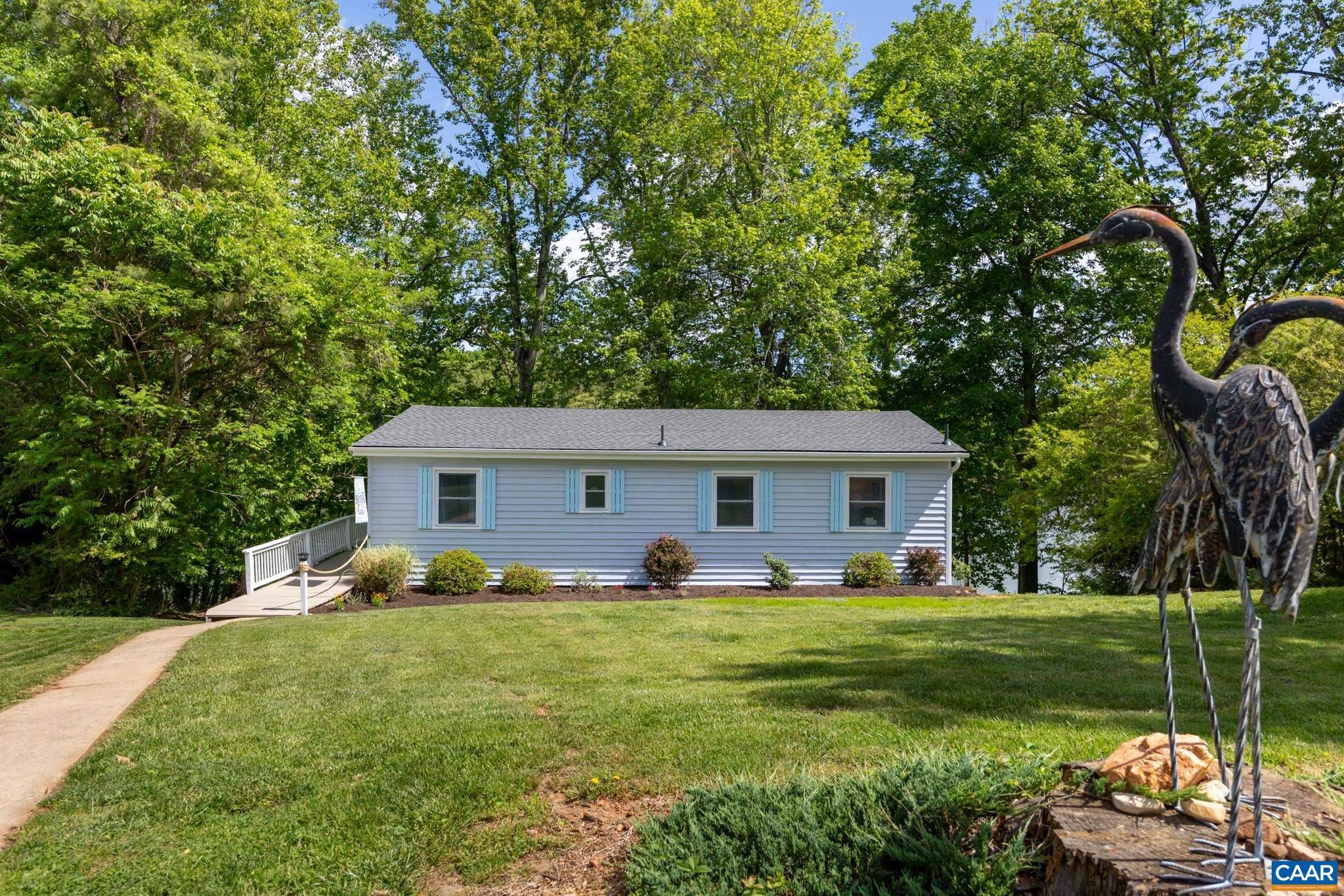 127 HEARTHSIDE ST