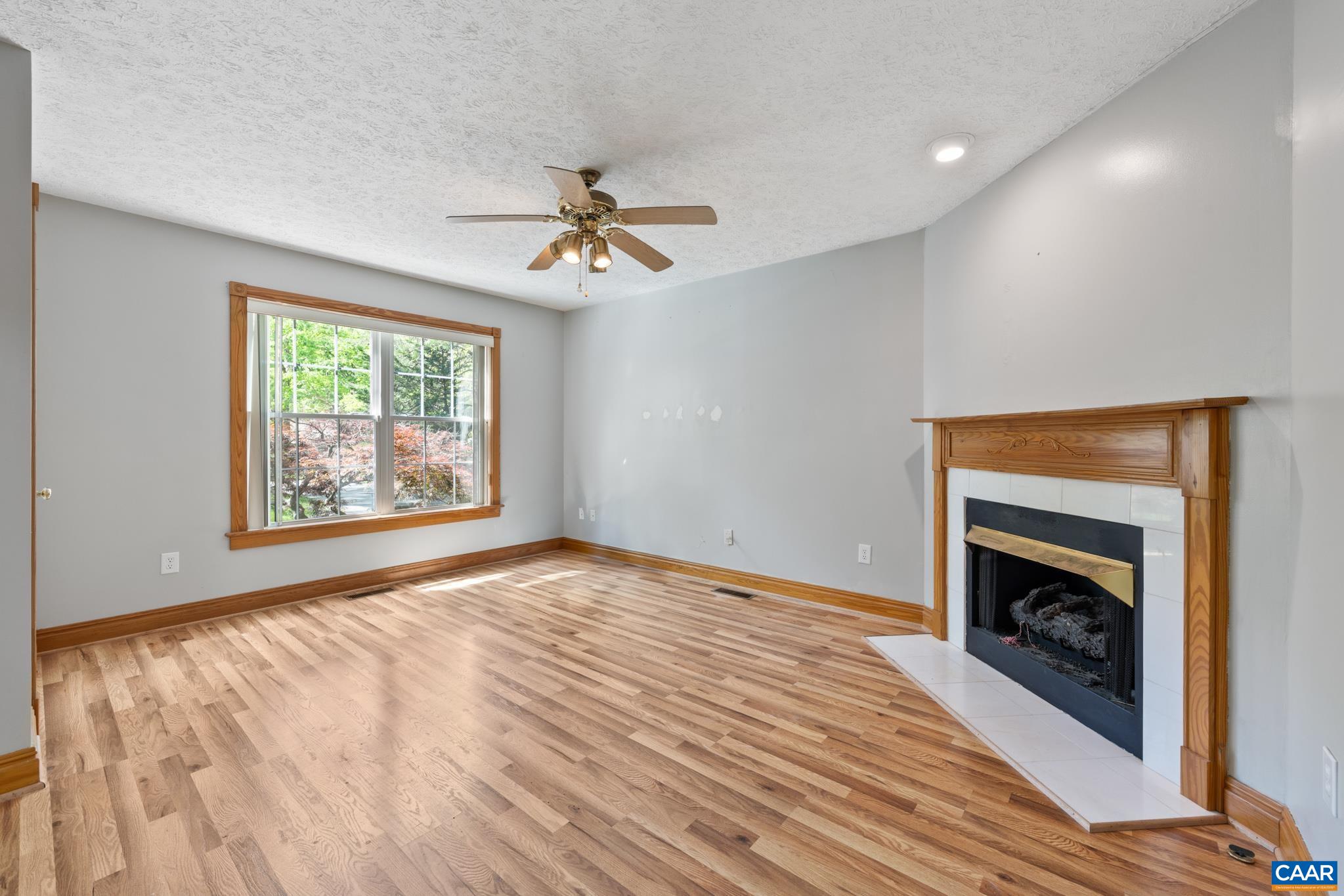 18 KINGSWOOD RD