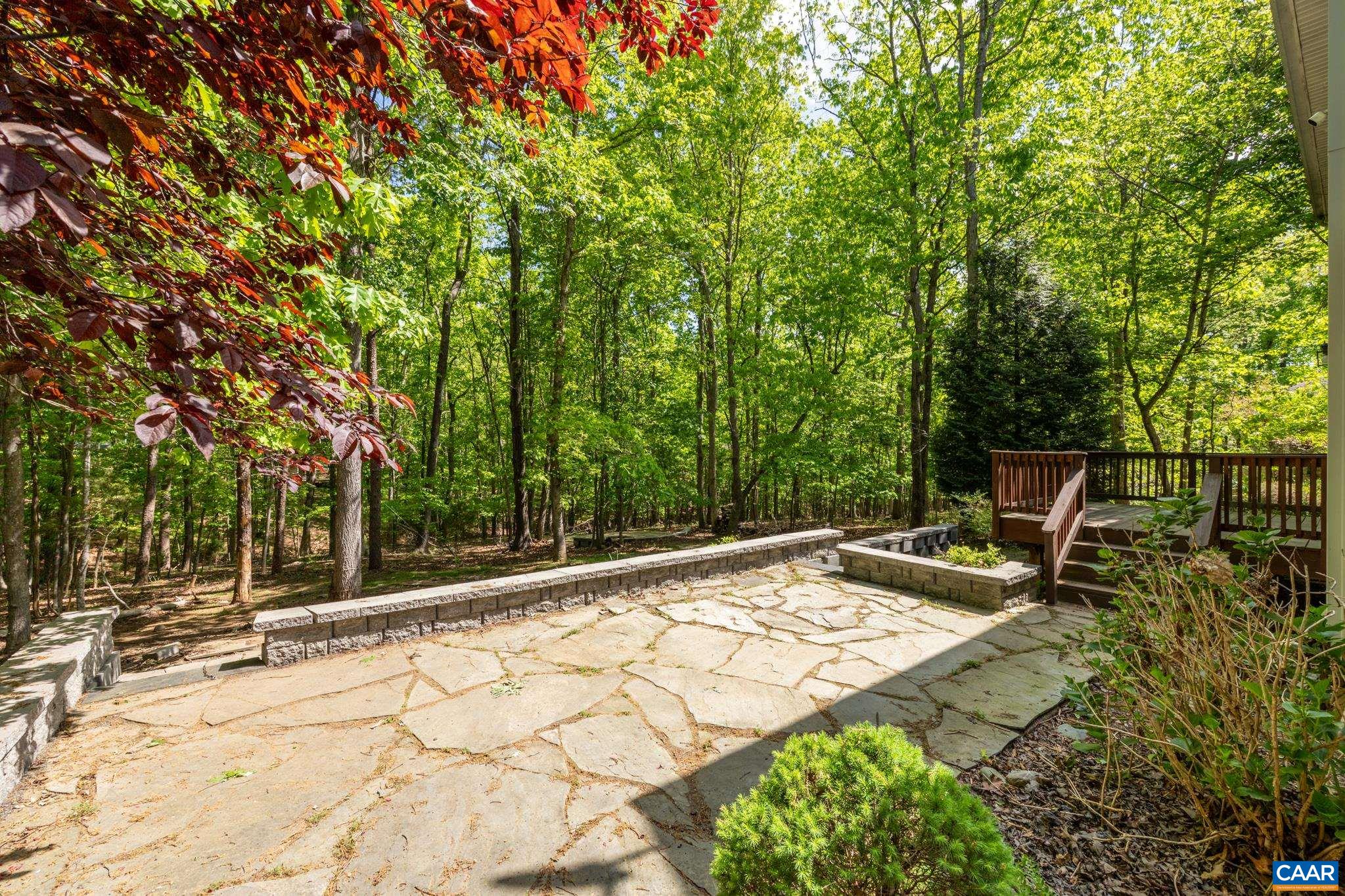 18 KINGSWOOD RD