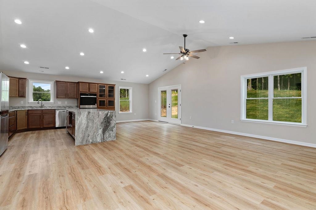 221 LINDBURGH DR