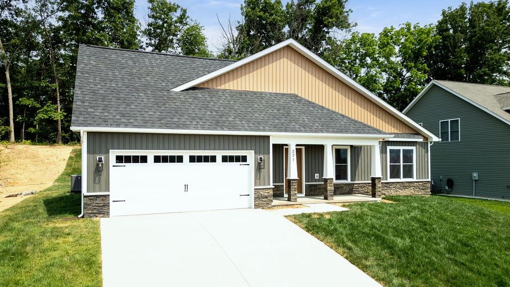 221 LINDBURGH DR