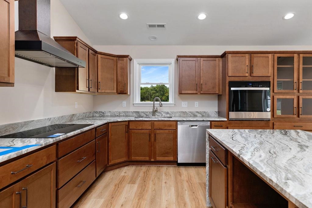 221 LINDBURGH DR