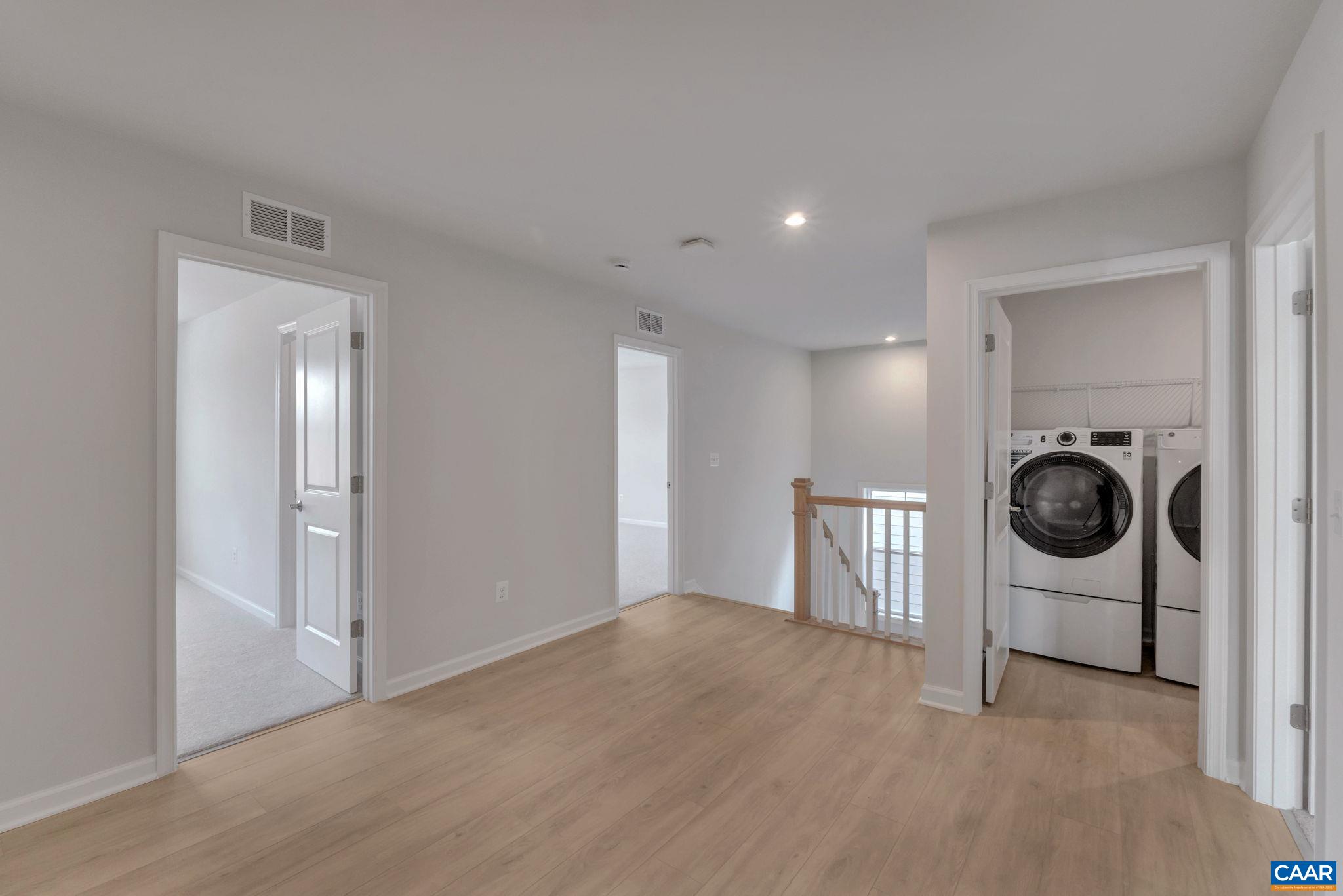 3053 RAMBLING BROOK LN