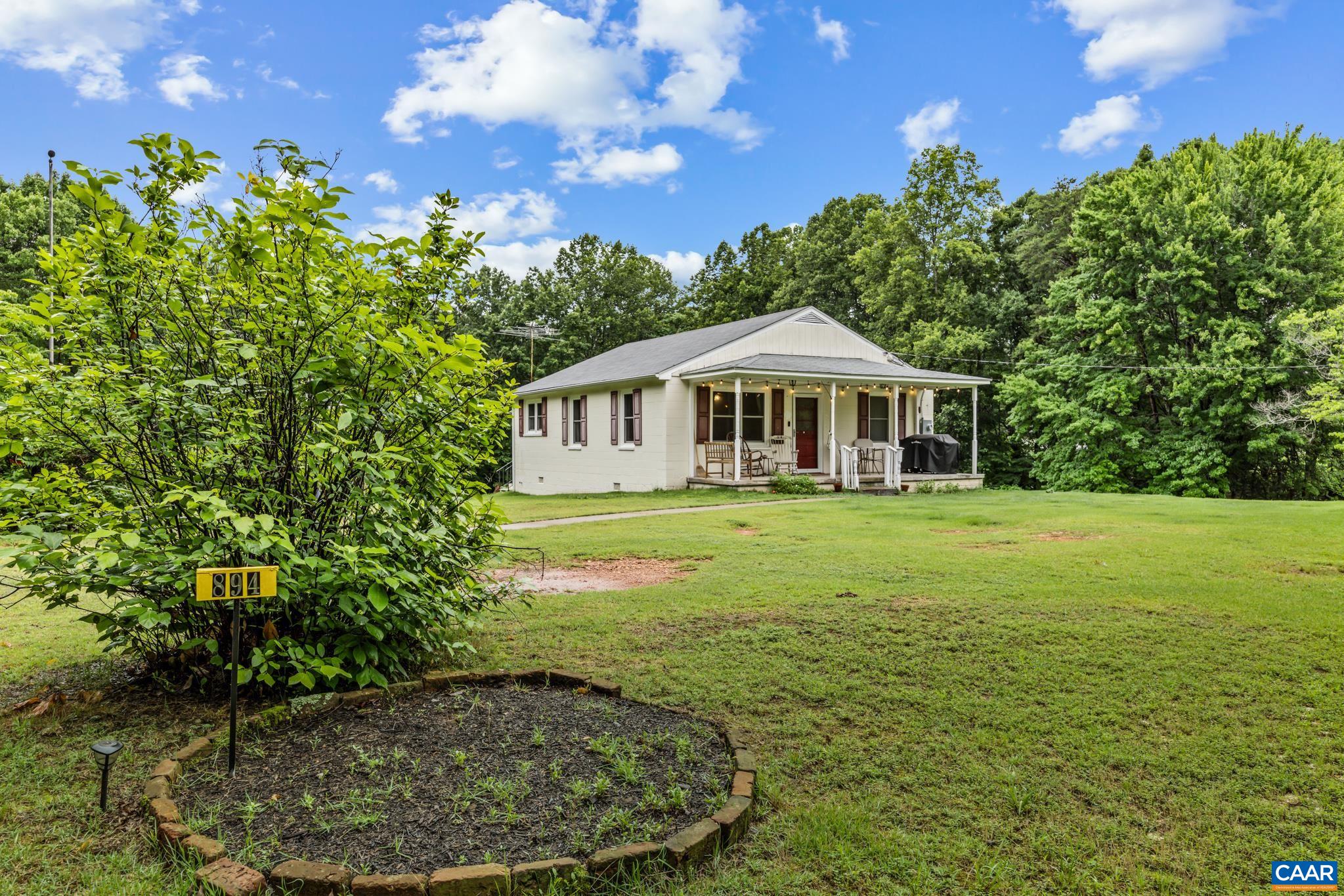 894 DOBBY CREEK RD