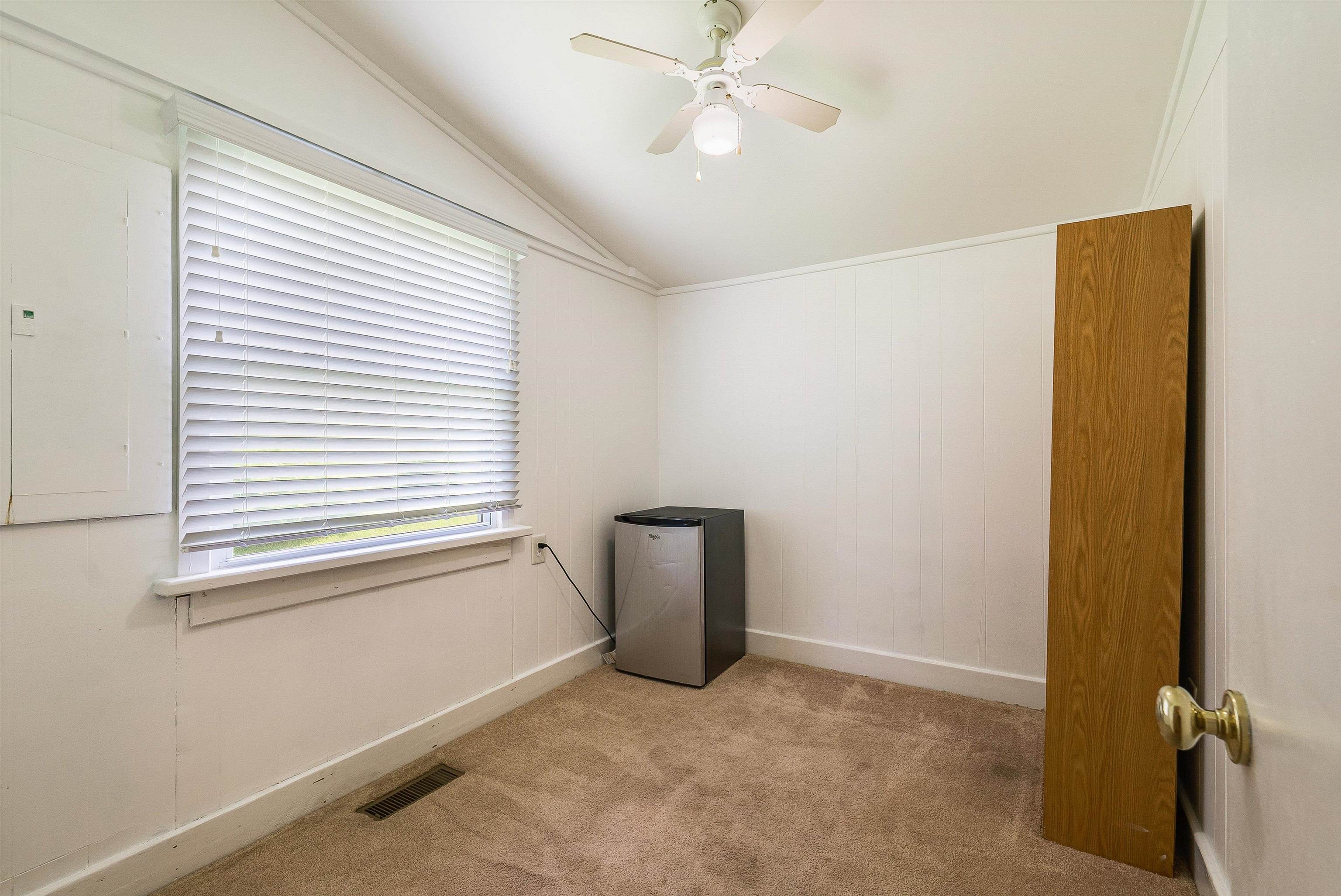 141 ELIZABETH AVE
