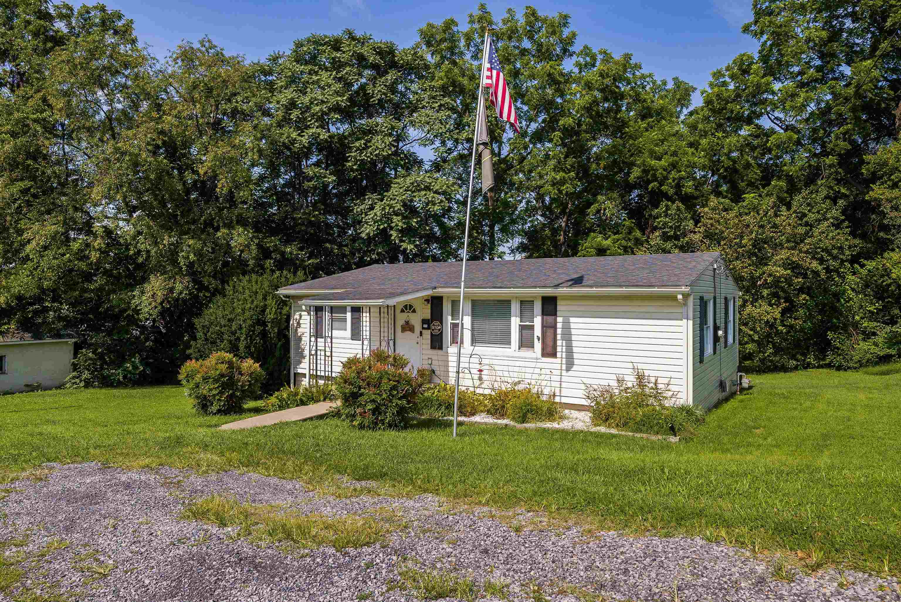 141 ELIZABETH AVE