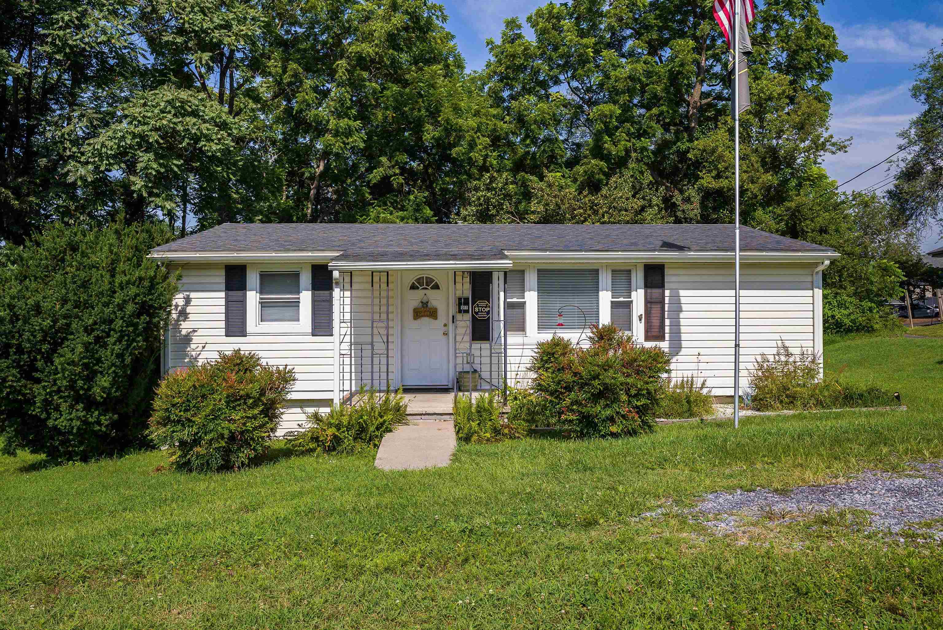 141 ELIZABETH AVE
