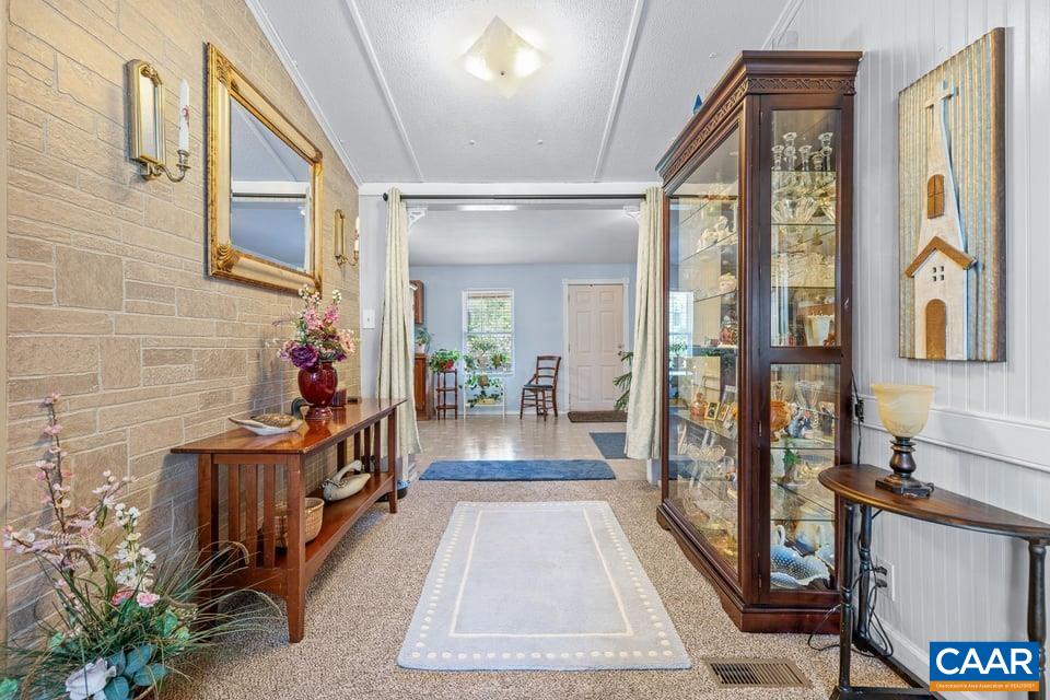 10589 SPOTSWOOD TRL