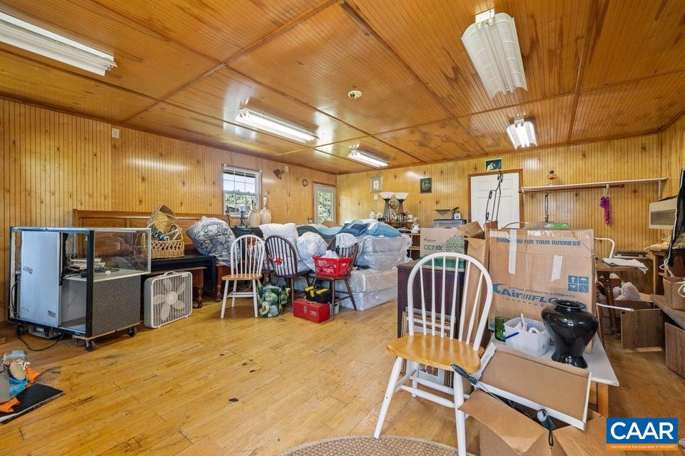 10589 SPOTSWOOD TRL