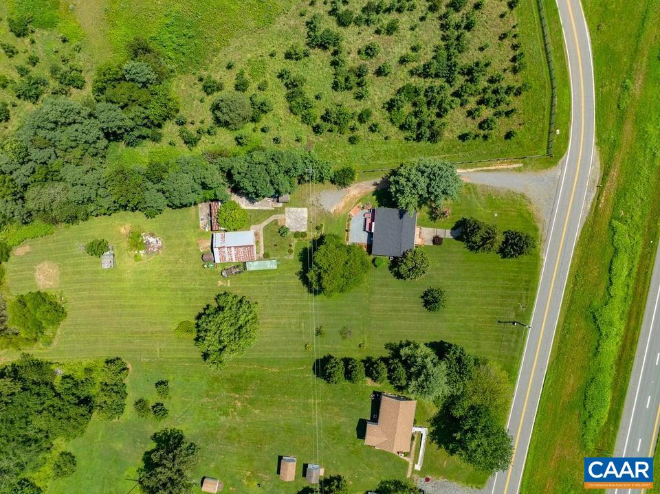 10589 SPOTSWOOD TRL