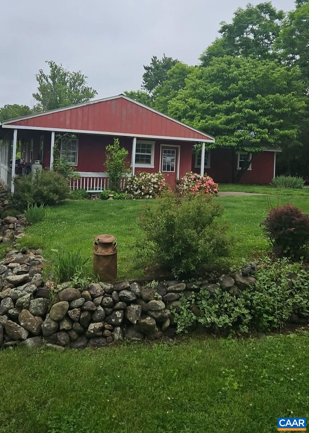 10589 SPOTSWOOD TRL